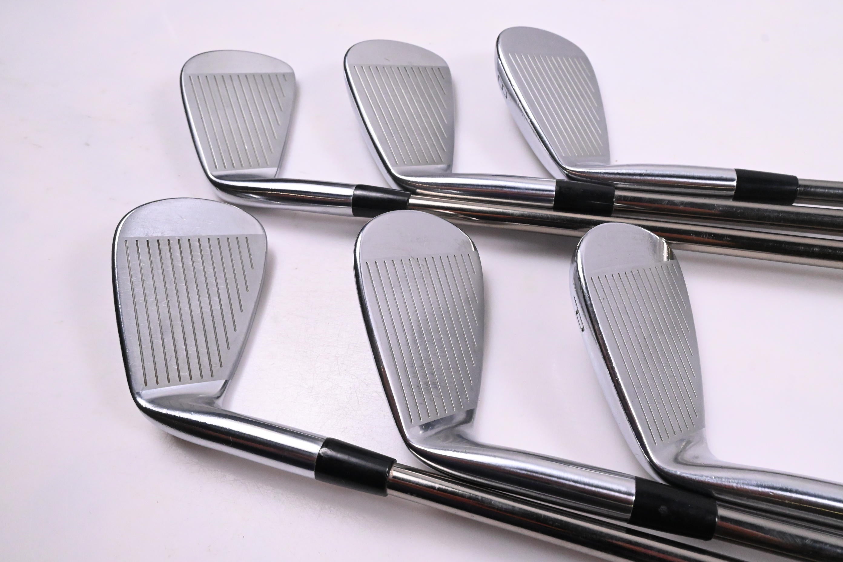 Ladies Mizuno Pro 223 Irons / 6-PW+GW / Ladies Flex UST Recoil ESX 450 Shafts