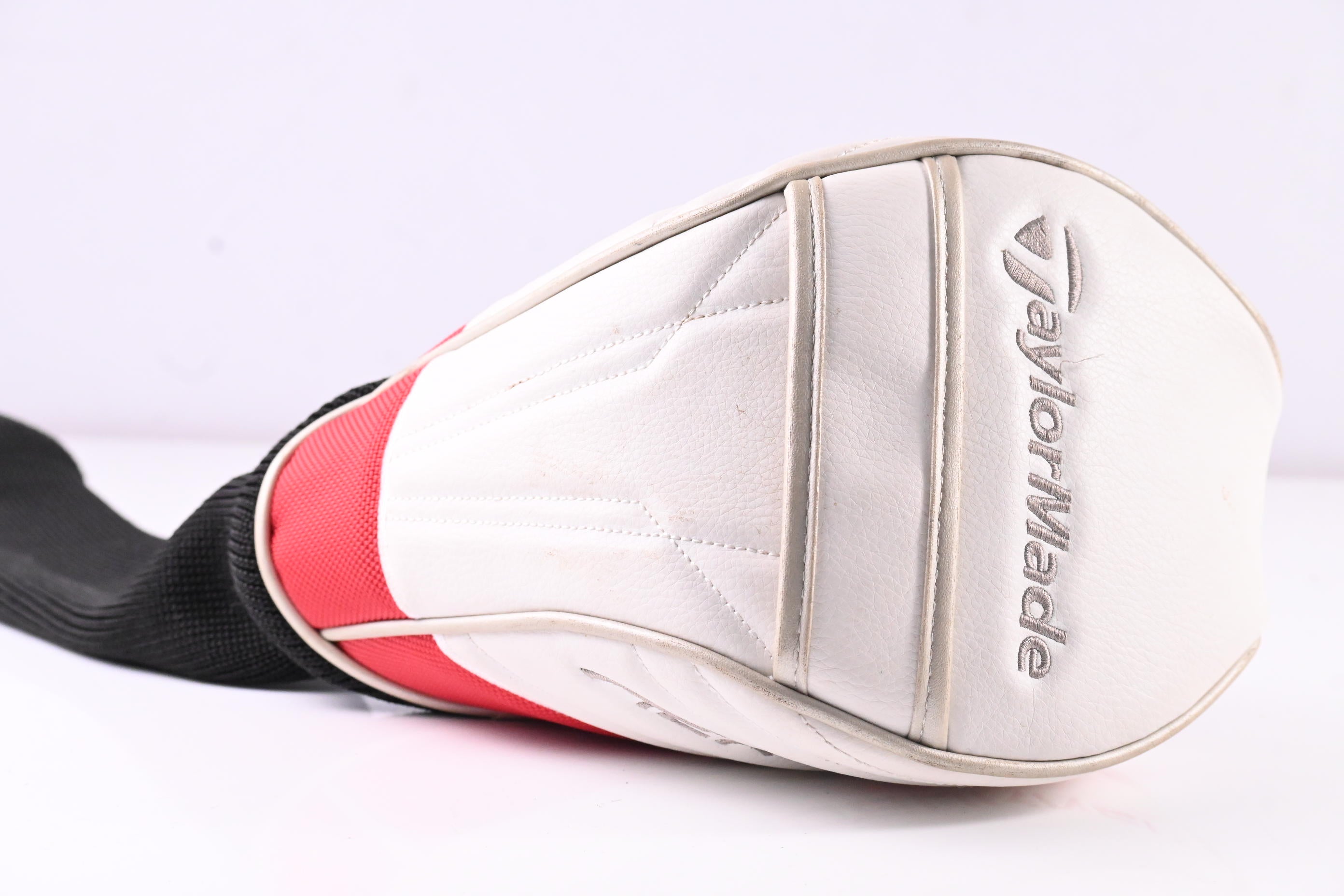 Taylormade Aeroburner Black Driver / 10.5 Degree / Regular Flex Matrix Ozik 50