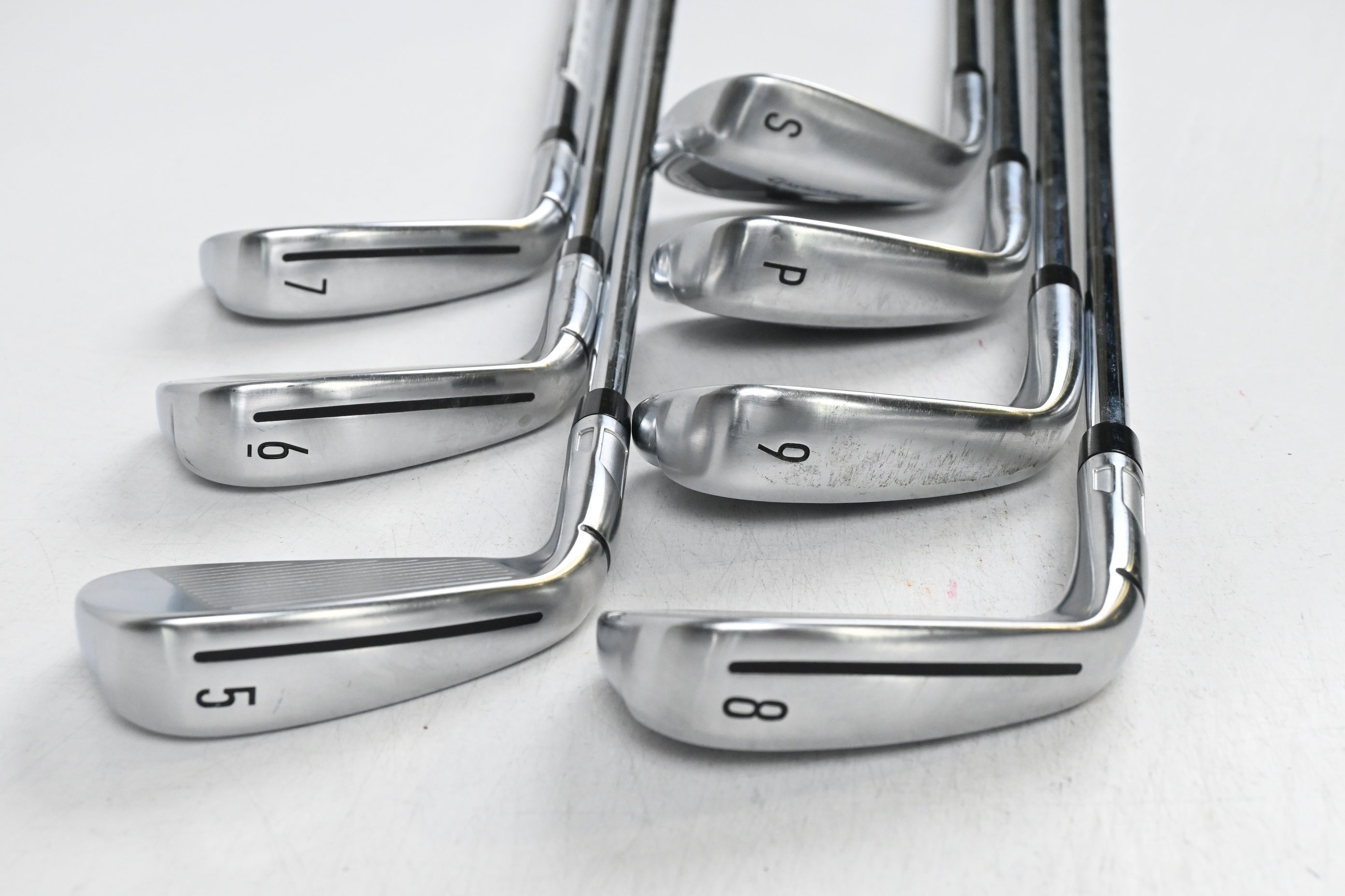 Taylormade Qi Max Irons / 5-PW+SW / Regular Flex KBS MAX MT 85 Shafts