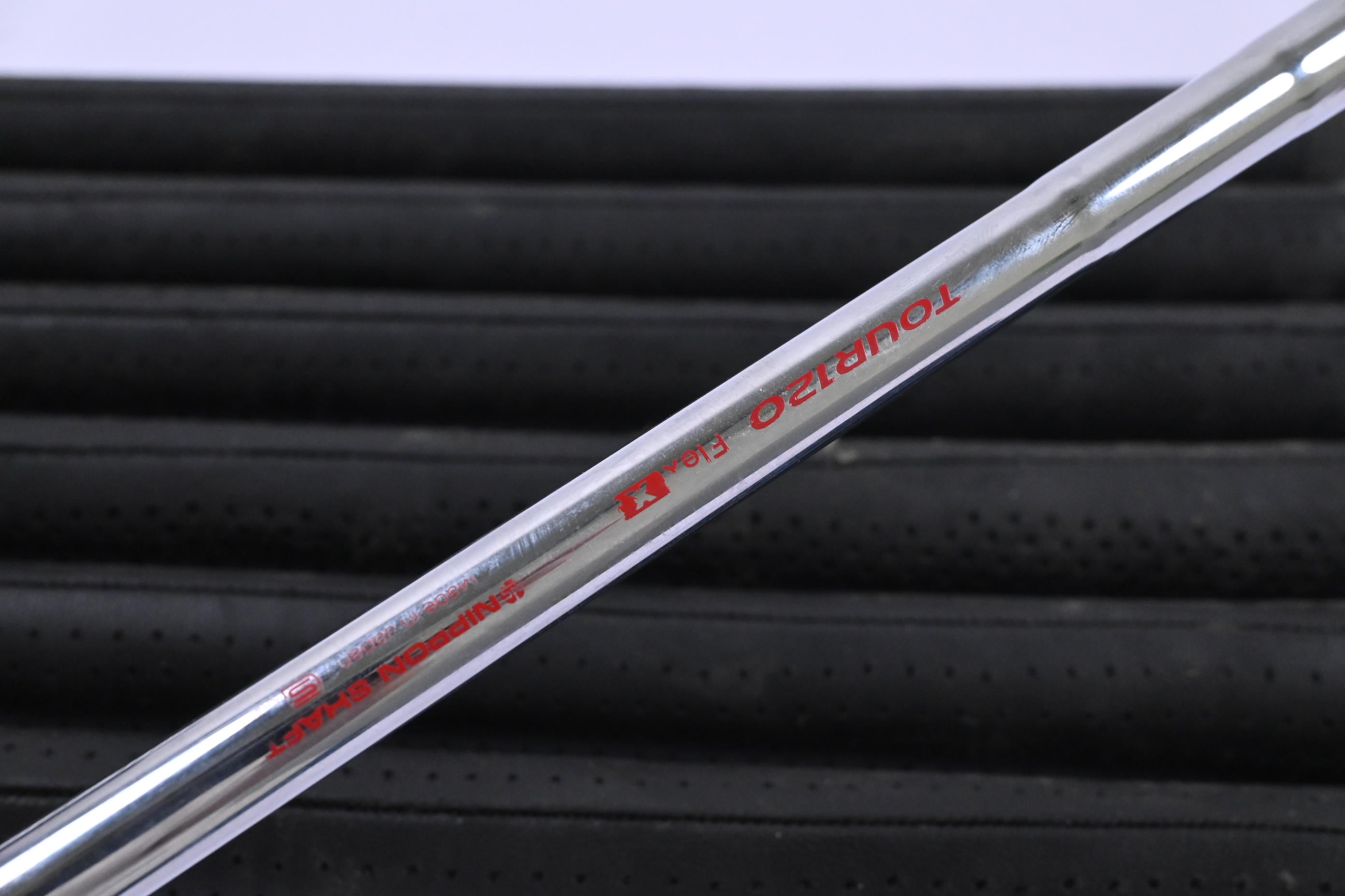 KYOEI Dual Weight 605 MB Irons / 4-PW / X-Flex N.S.PRO Modus 3 120 Shafts