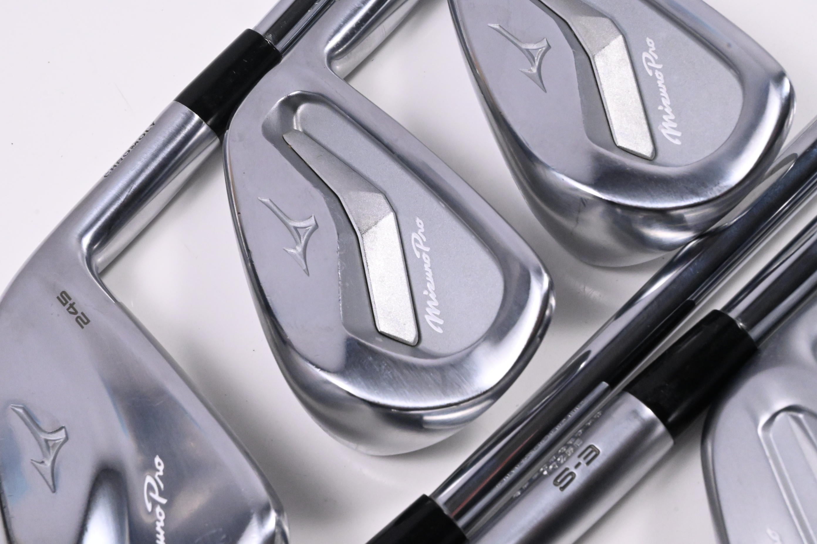 Mizuno Pro S-3/243/245 Combo Irons / 4-PW / Stiff Flex Project X Rifle Shafts