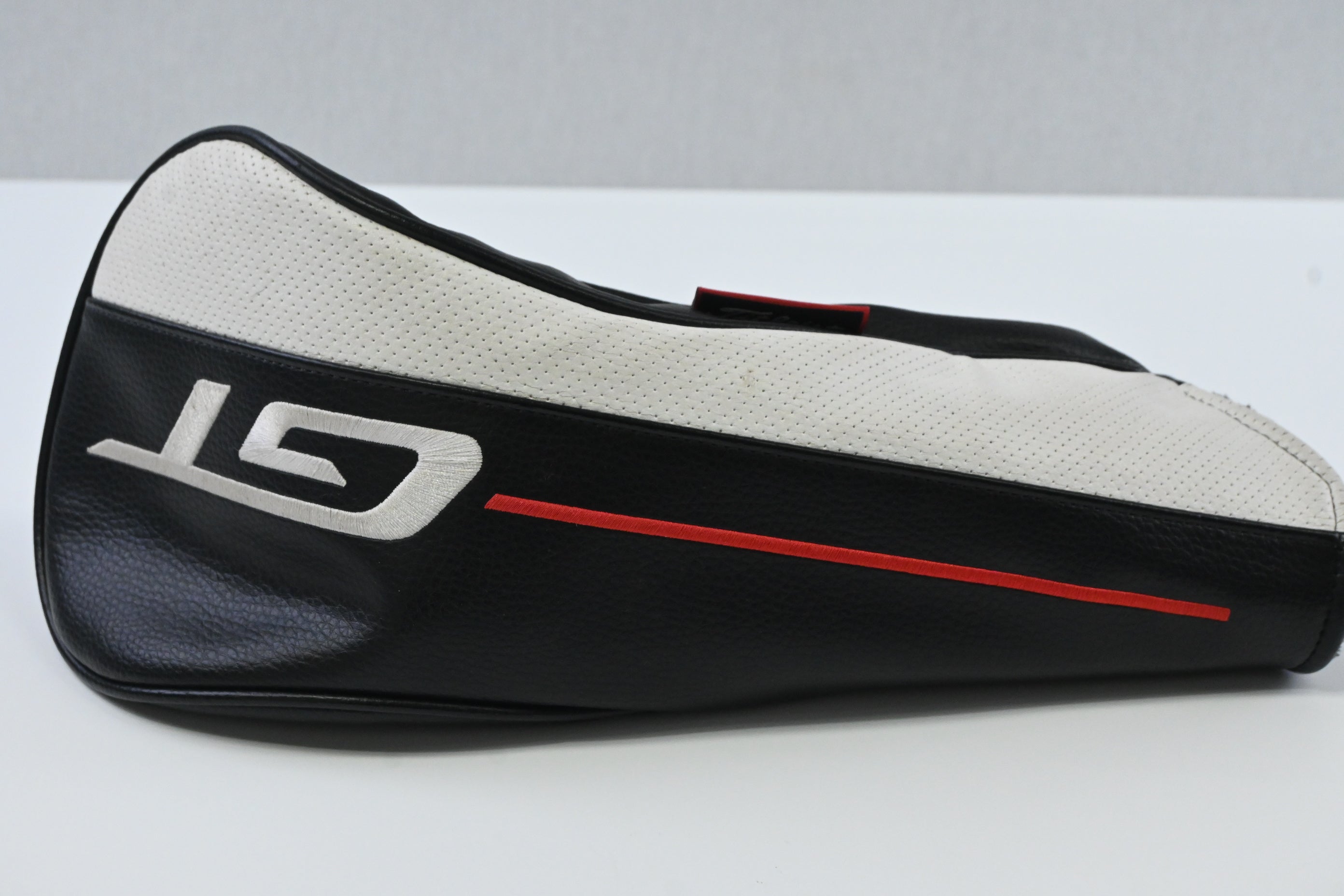 Titleist GT2 Driver / 10 Degree / Regular Flex Tensei 1K Blue 55 Shaft