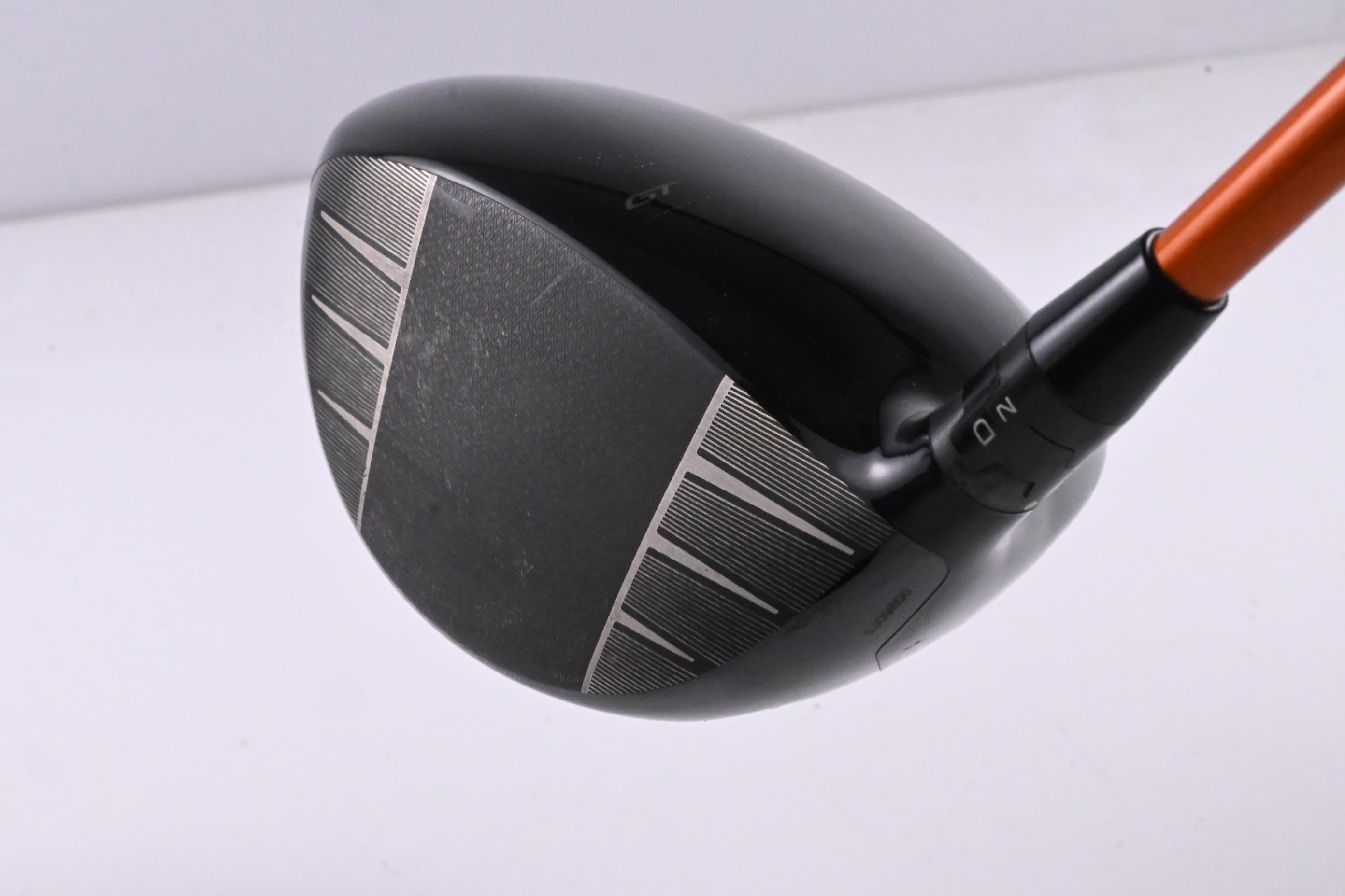 Titleist GT3 Driver / 10 Degree / X-Flex Graphite Design Tour AD DI-6 Shaft