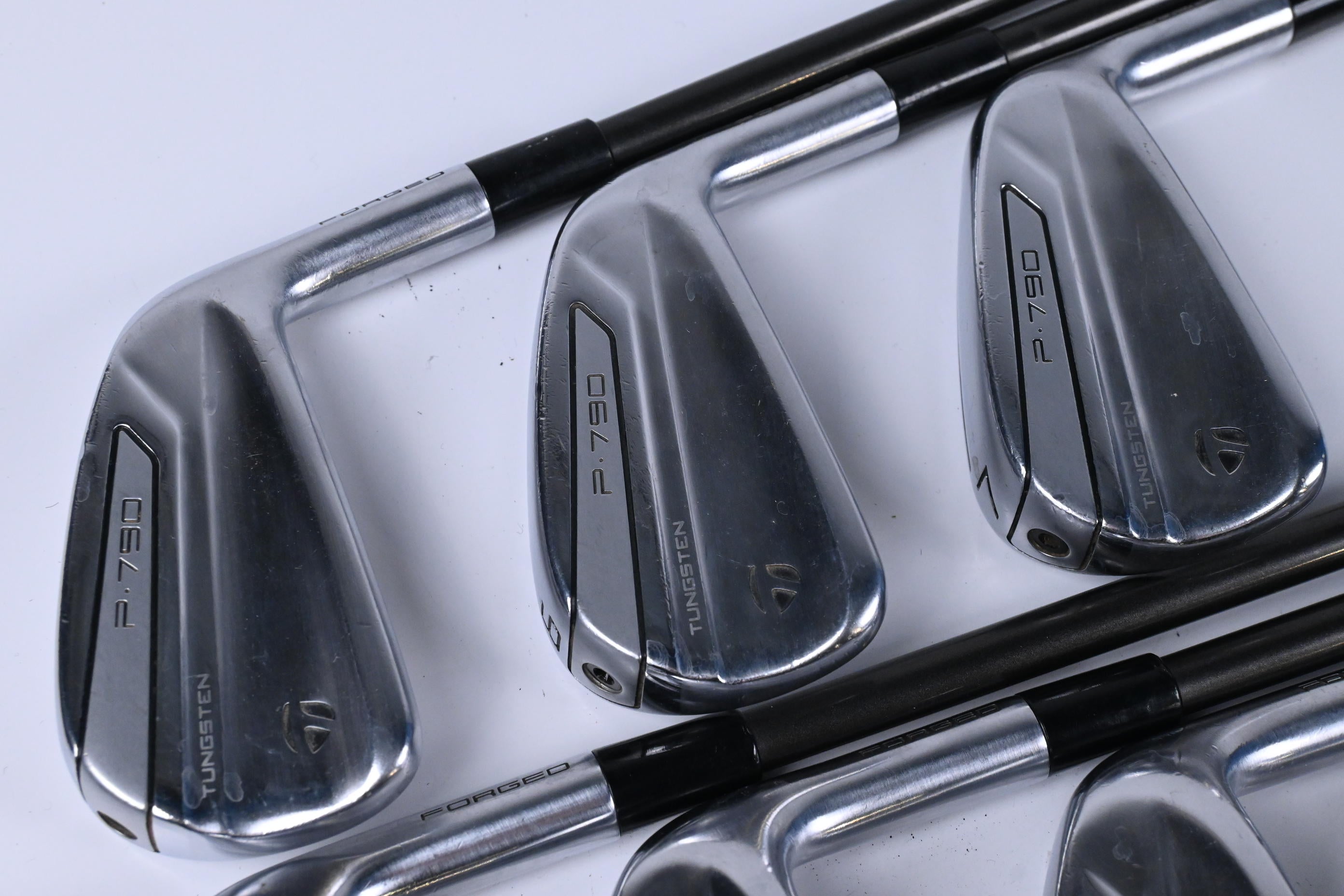 Taylormade P790 2019 Irons / 5-PW+GW / Stiff Flex UST Mamiya Recoil ES 780
