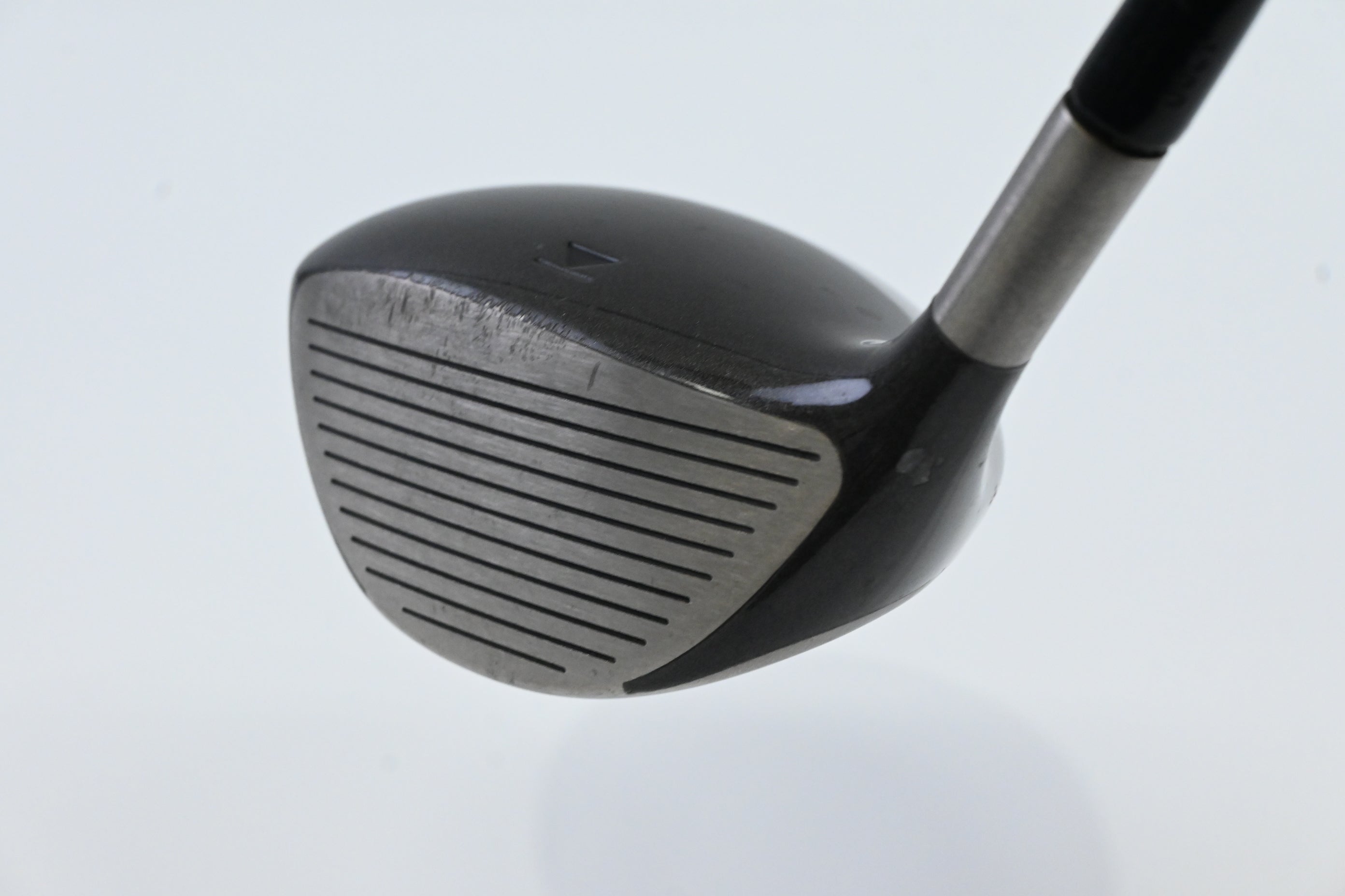 Titleist 975 D Driver / 10.5 Degree / Stiff Flex Grafalloy ProLite Shaft