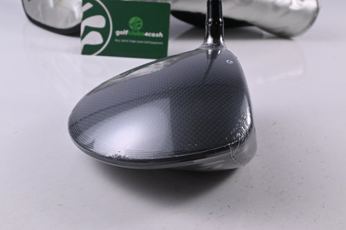 Taylormade Qi35 Driver / 10.5 Degree / Regular Flex Fujikura Air Speeder 50