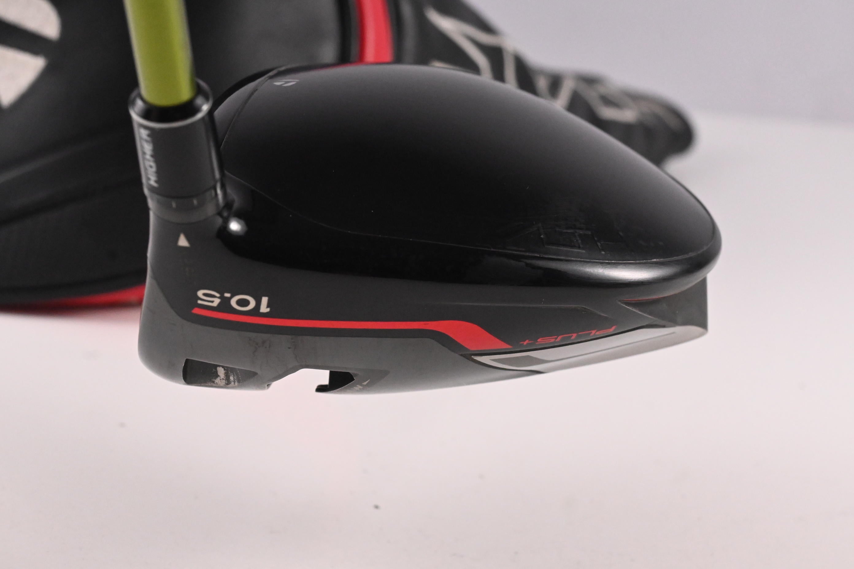 Taylormade Stealth Plus Driver / 10.5 Degree / Stiff Flex Aldila NV Green 55 Shaft