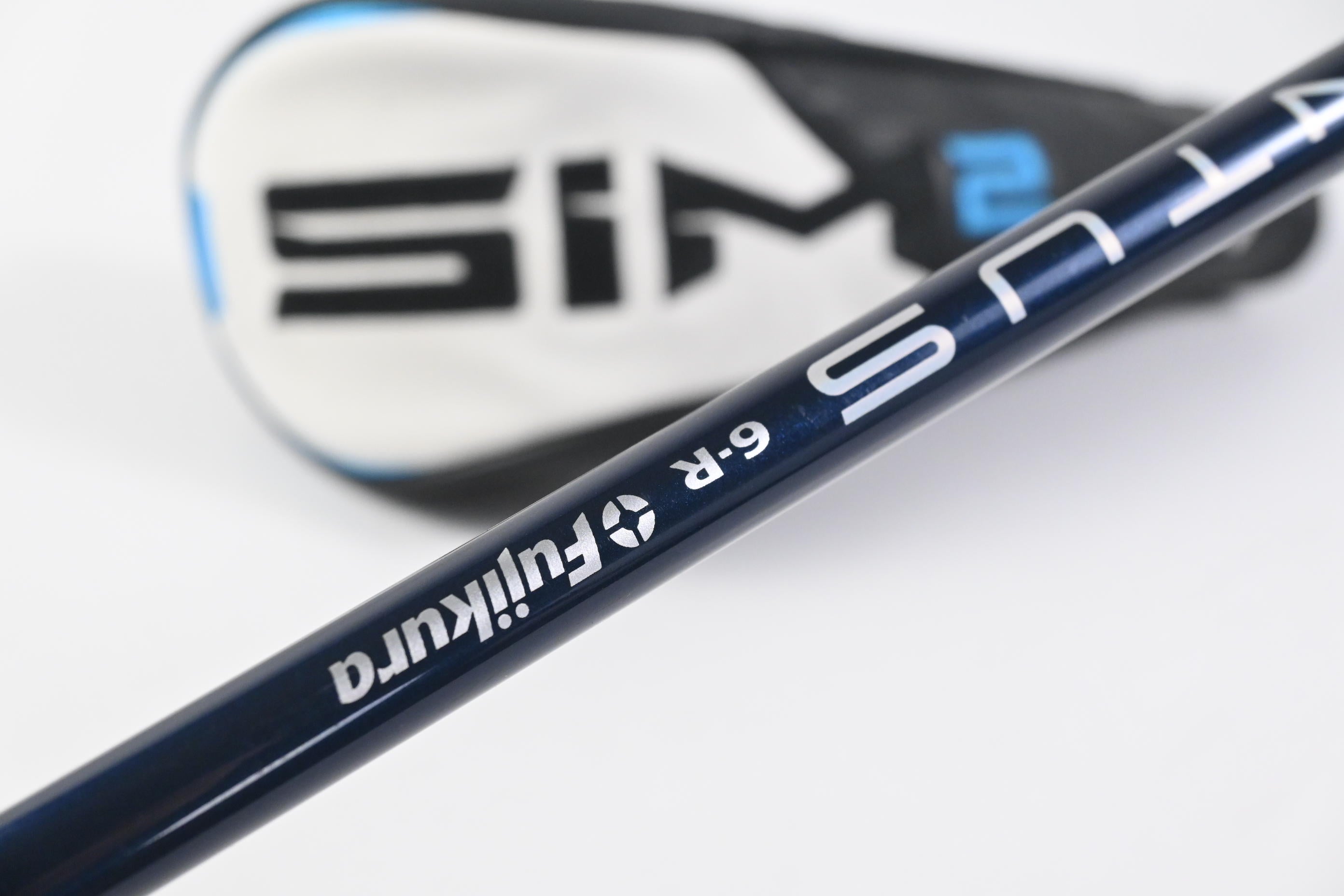 Left Hand Taylormade SIM2 Max #4 Hybrid / 22 Degree / Regular Flex Ventus Blue 6