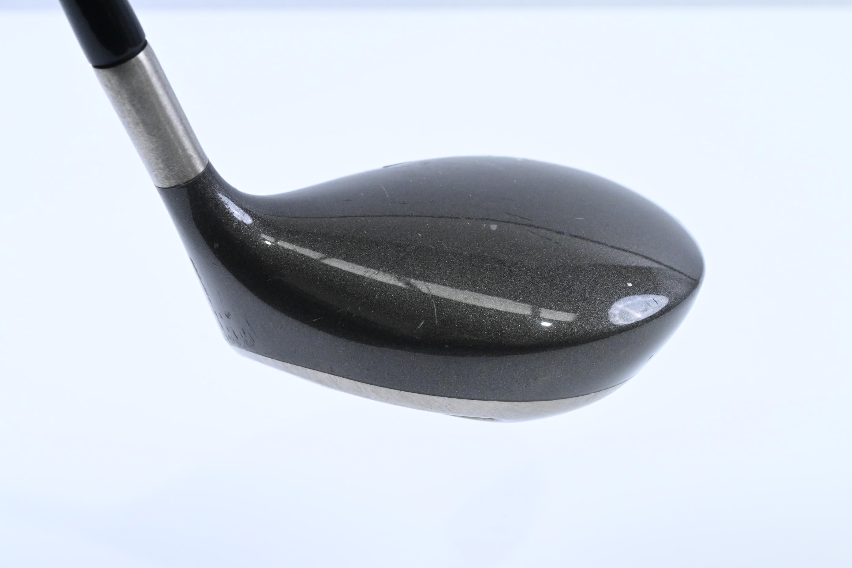 Titleist 975 D Driver / 10.5 Degree / Stiff Flex Titleist Ultralite Shaft