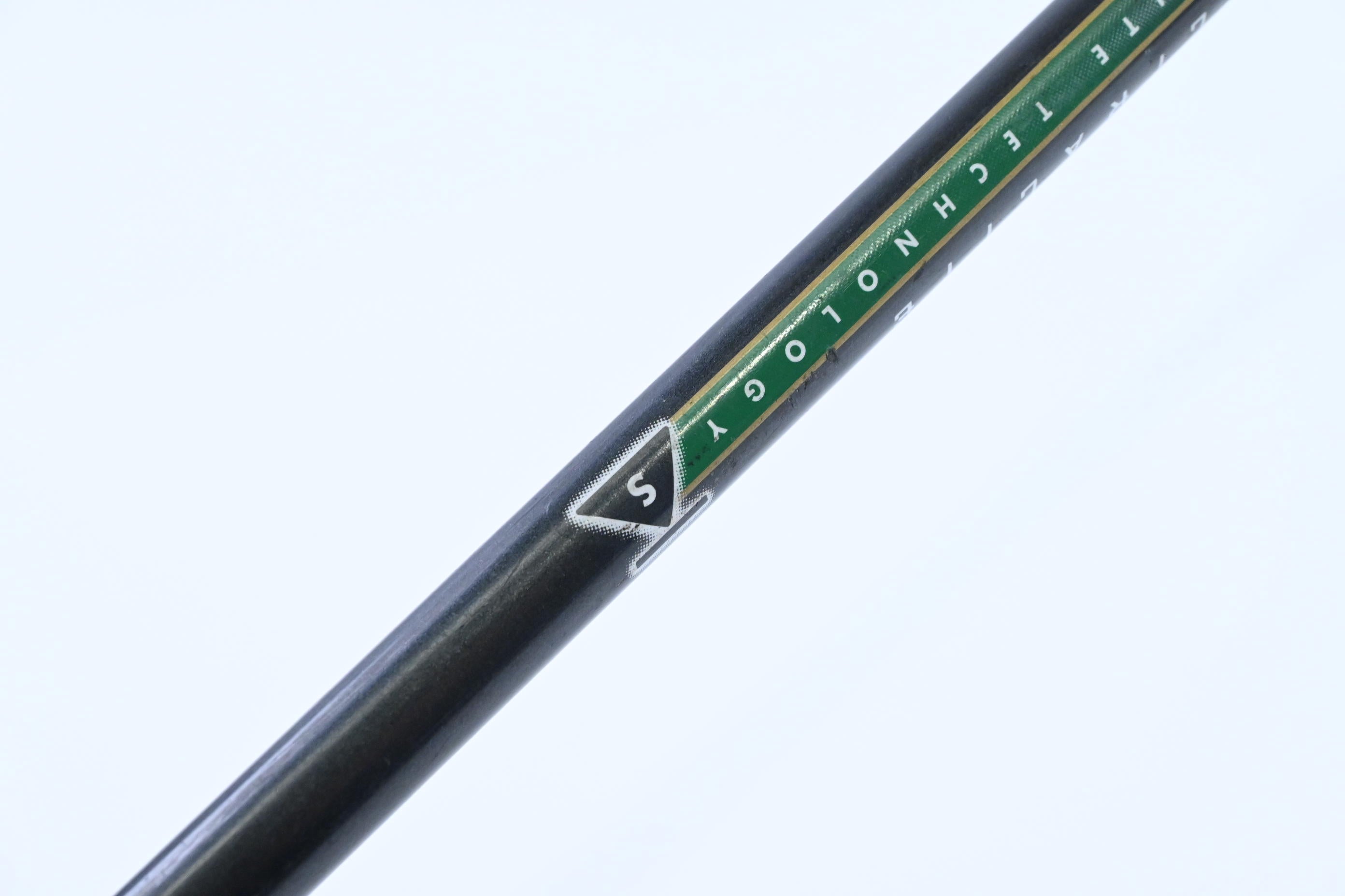 Titleist 975 D Driver / 10.5 Degree / Stiff Flex Titleist Ultralite Shaft