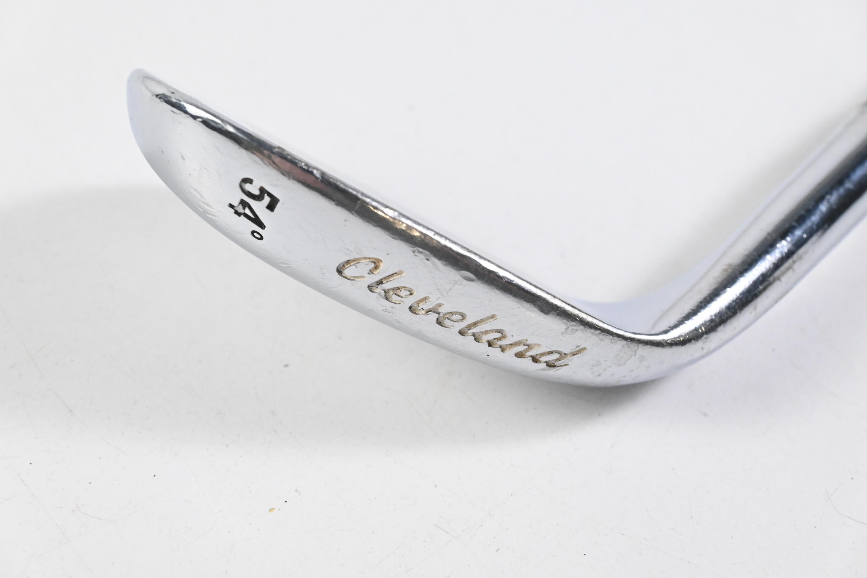 Cleveland Tour Action 900 Sand Wedge / 54 Degree / Wedge Flex Dynamic Gold Shaft