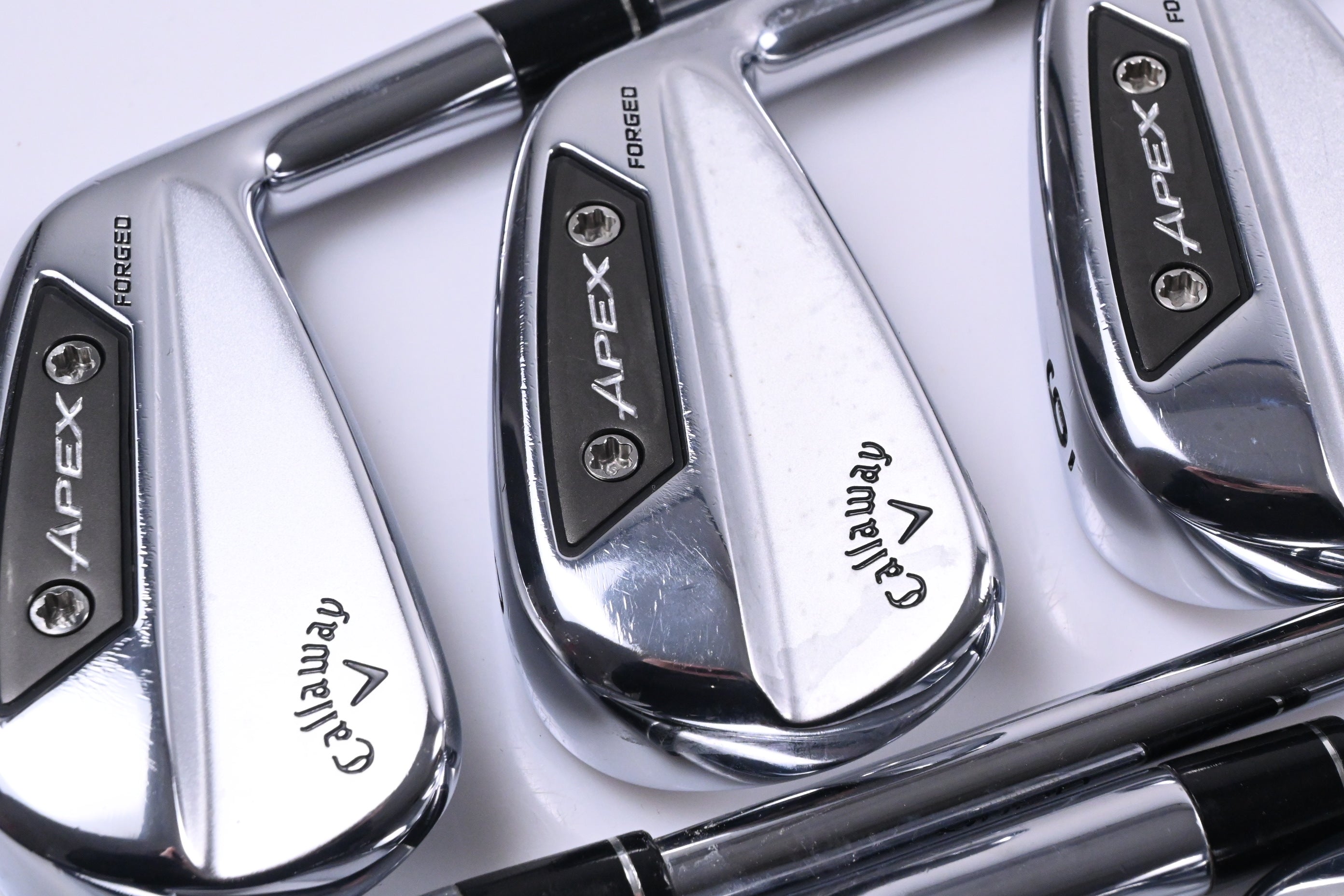 Callaway Apex Ai150 Irons / 4-PW / Regular Flex Dynamic Gold Mid 100 R300 Shafts