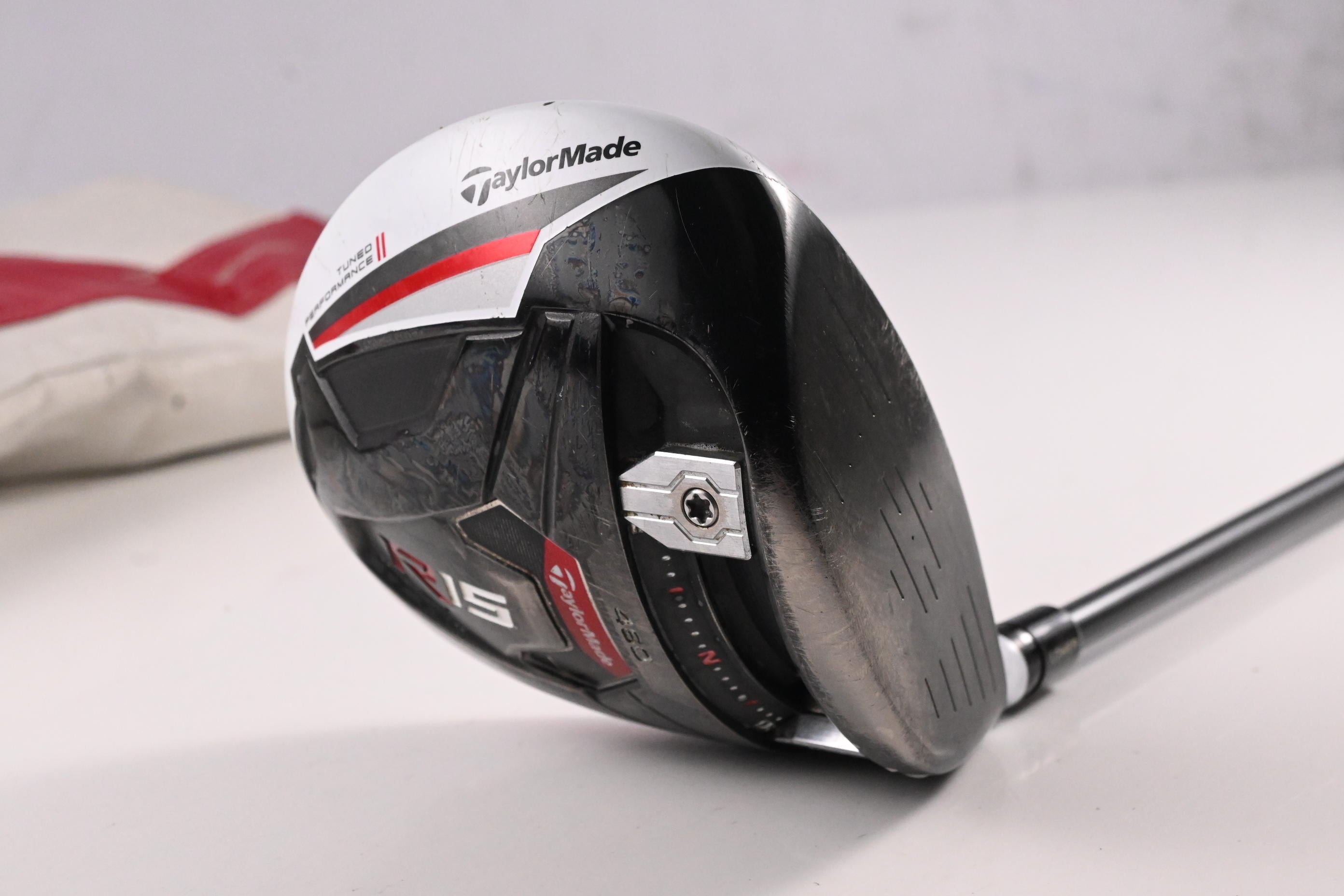 Taylormade R15 Driver / 10.5 Degree / Stiff Flex Fujikura Speeder 57 Evolution