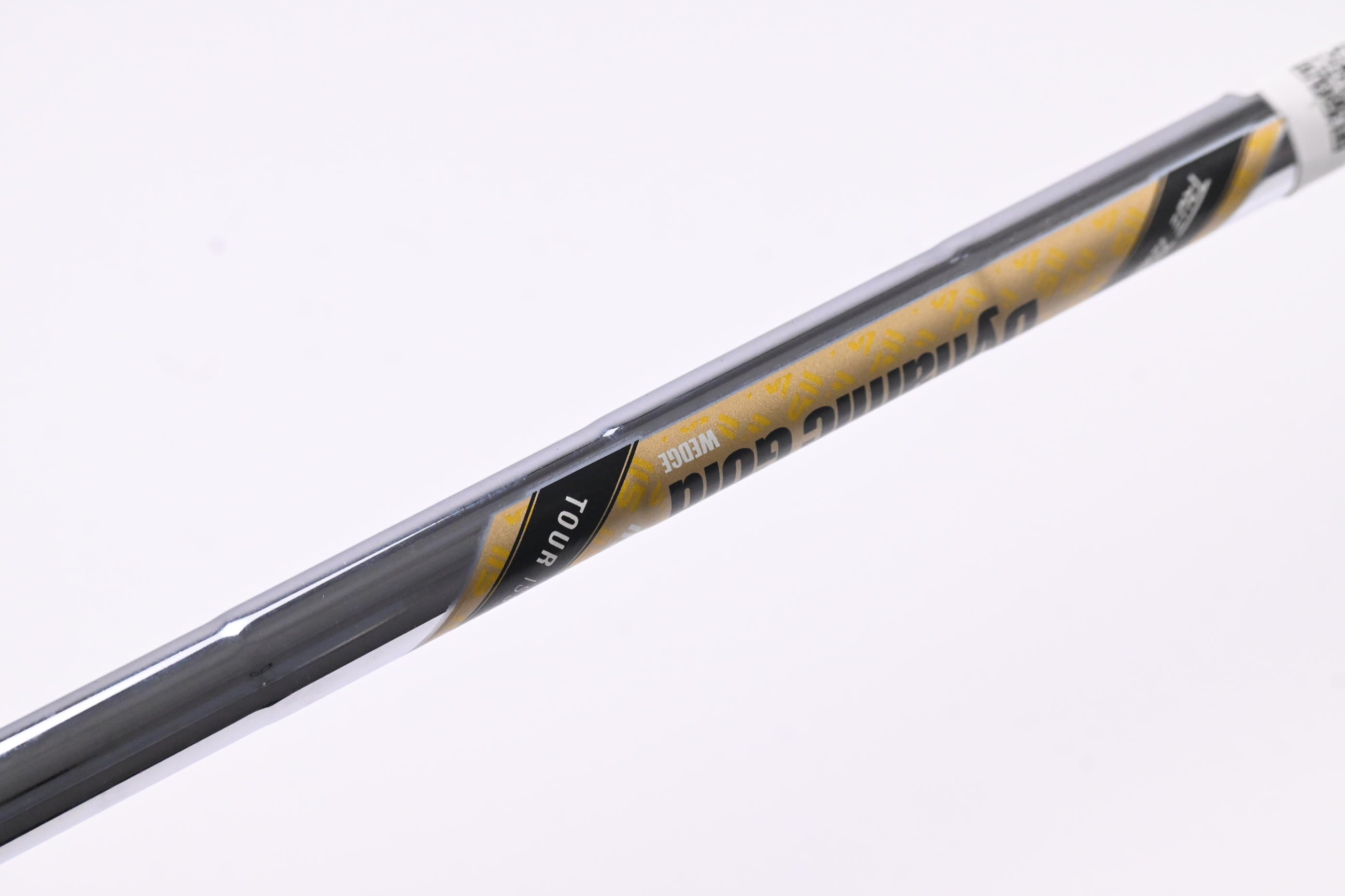 Taylormade Milled Grind 5 Gap Wedge / 52 Degree / Wedge Flex Dynamic Gold Spinner