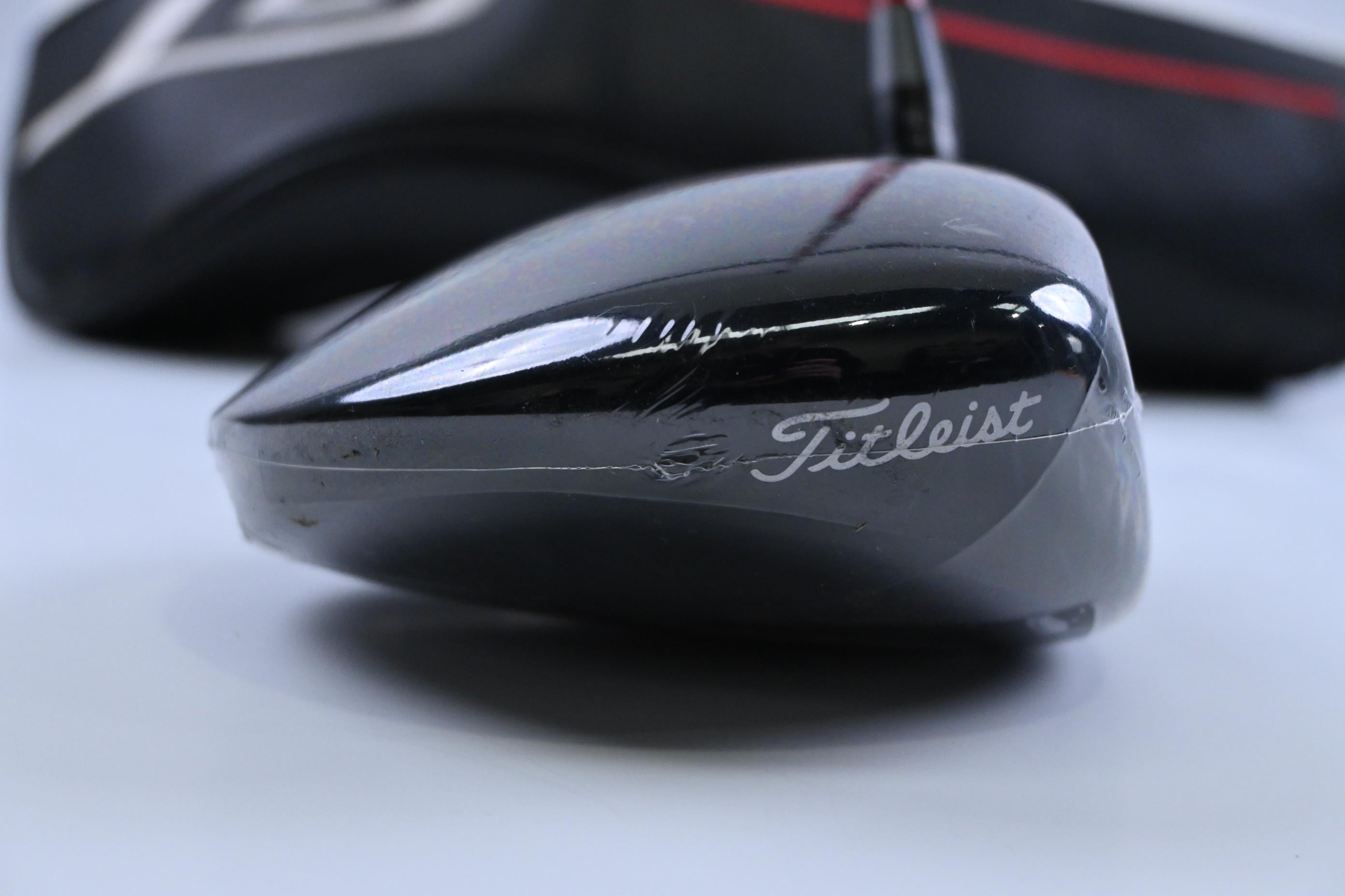 Titleist GT2 Driver / 10 Degree / Regular Flex Denali Red 50 Shaft