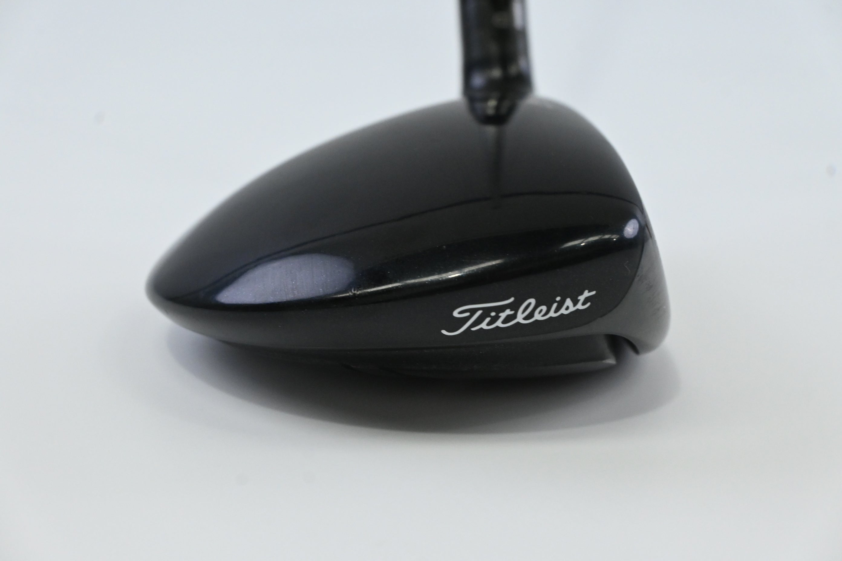 Titleist 915 F #5 Wood / 18 Degree / Regular Flex Diamana S+ 70 Shaft
