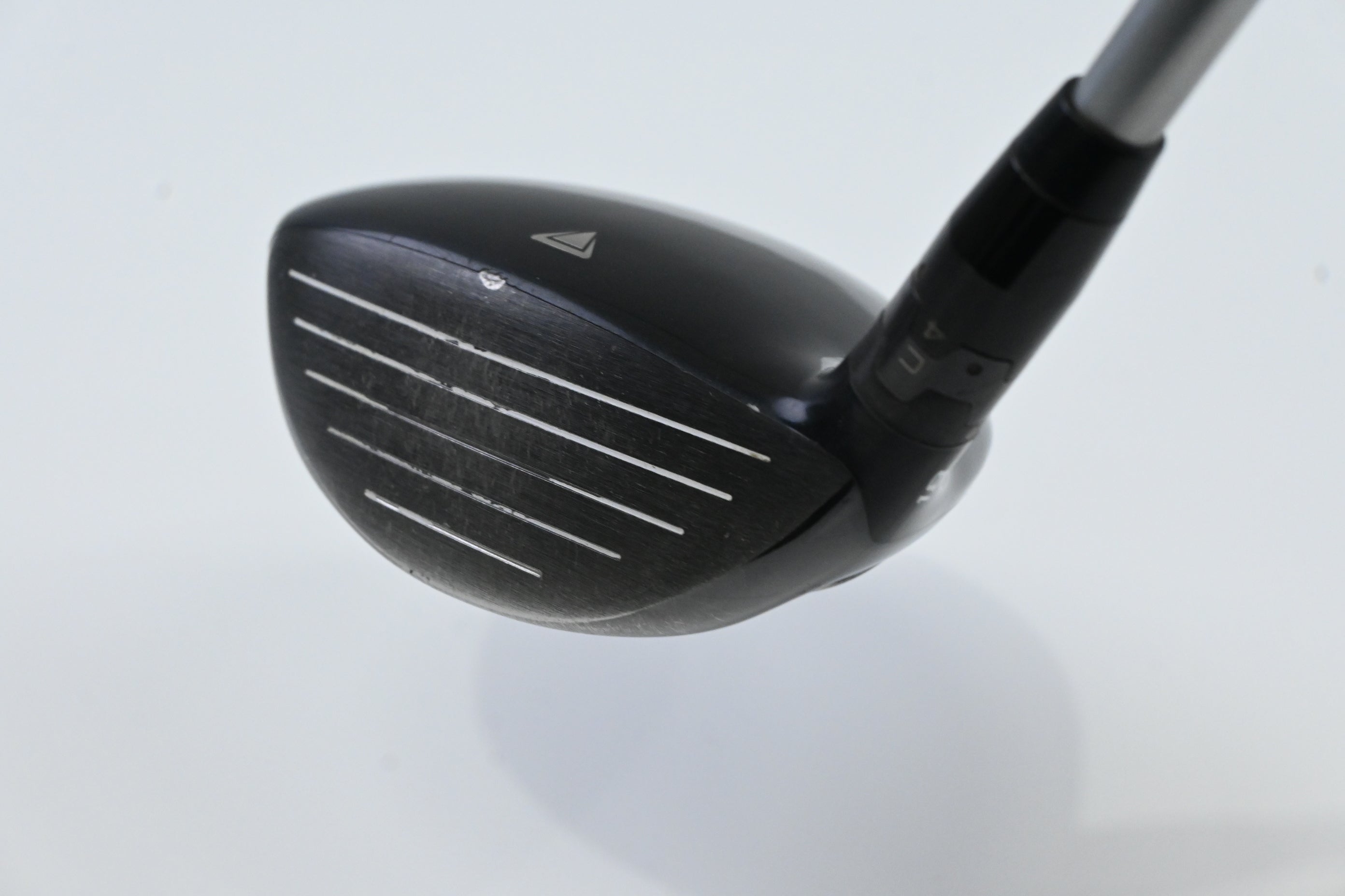 Titleist 915 F #5 Wood / 18 Degree / Regular Flex Diamana S+ 70 Shaft
