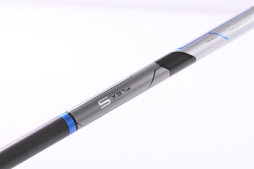 Taylormade SLDR Driver / 10.5 Degree / Stiff Flex Fujikura Speeder 57 Shaft