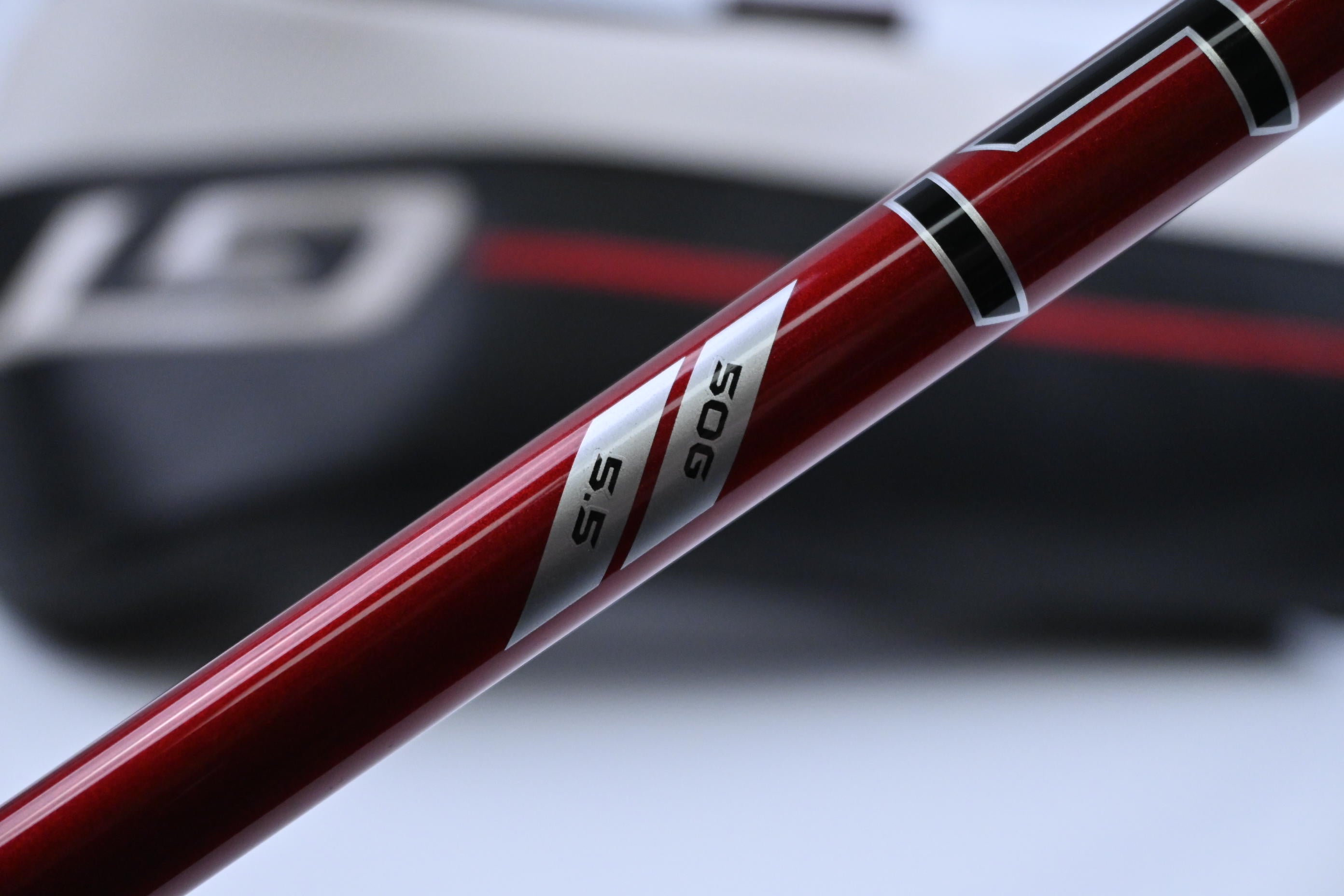 Titleist GT2 Driver / 10 Degree / Regular Flex Denali Red 50 Shaft