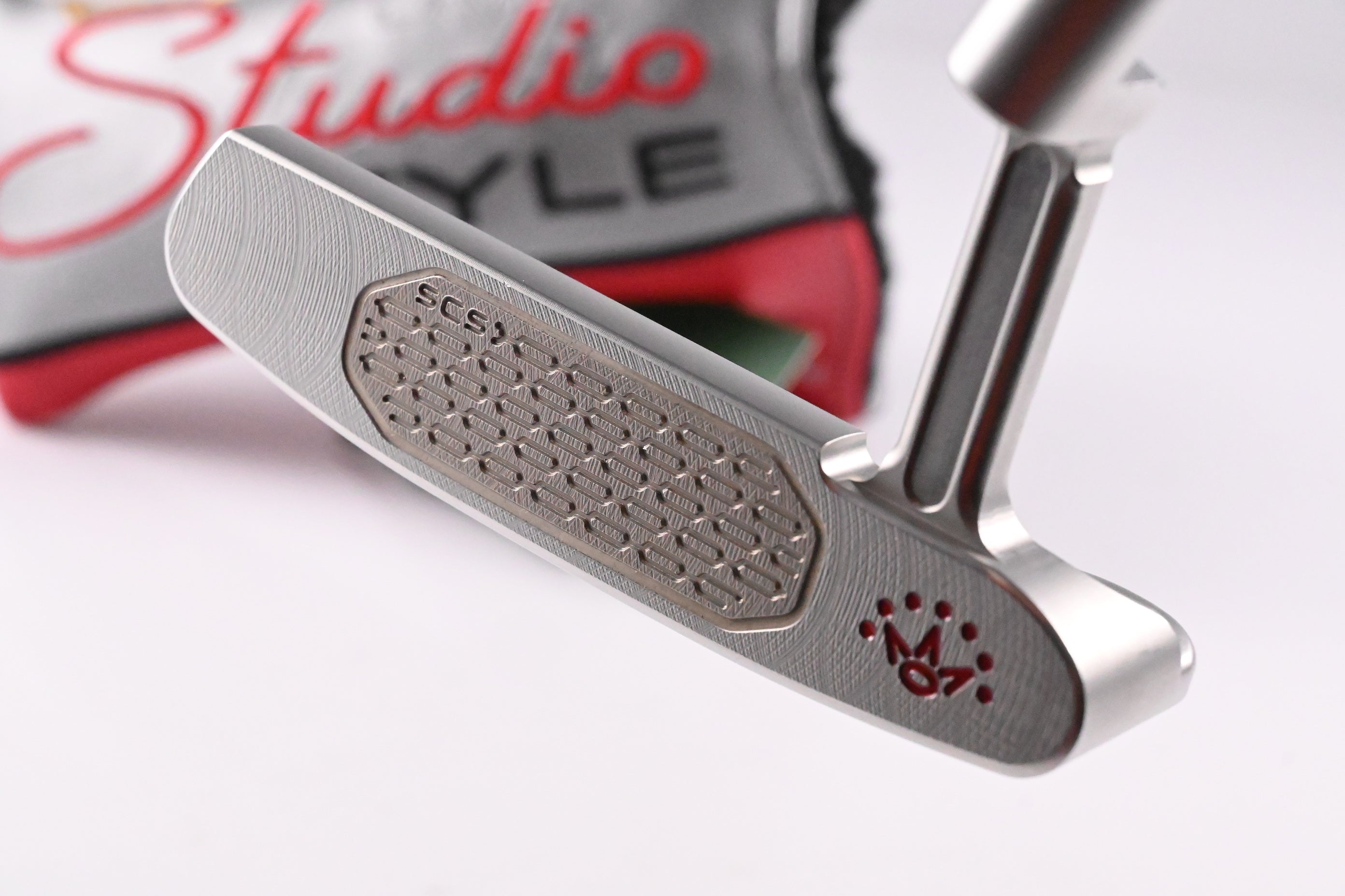 Scotty Cameron 2025 Studio Style Newport Putter / 34 Inch