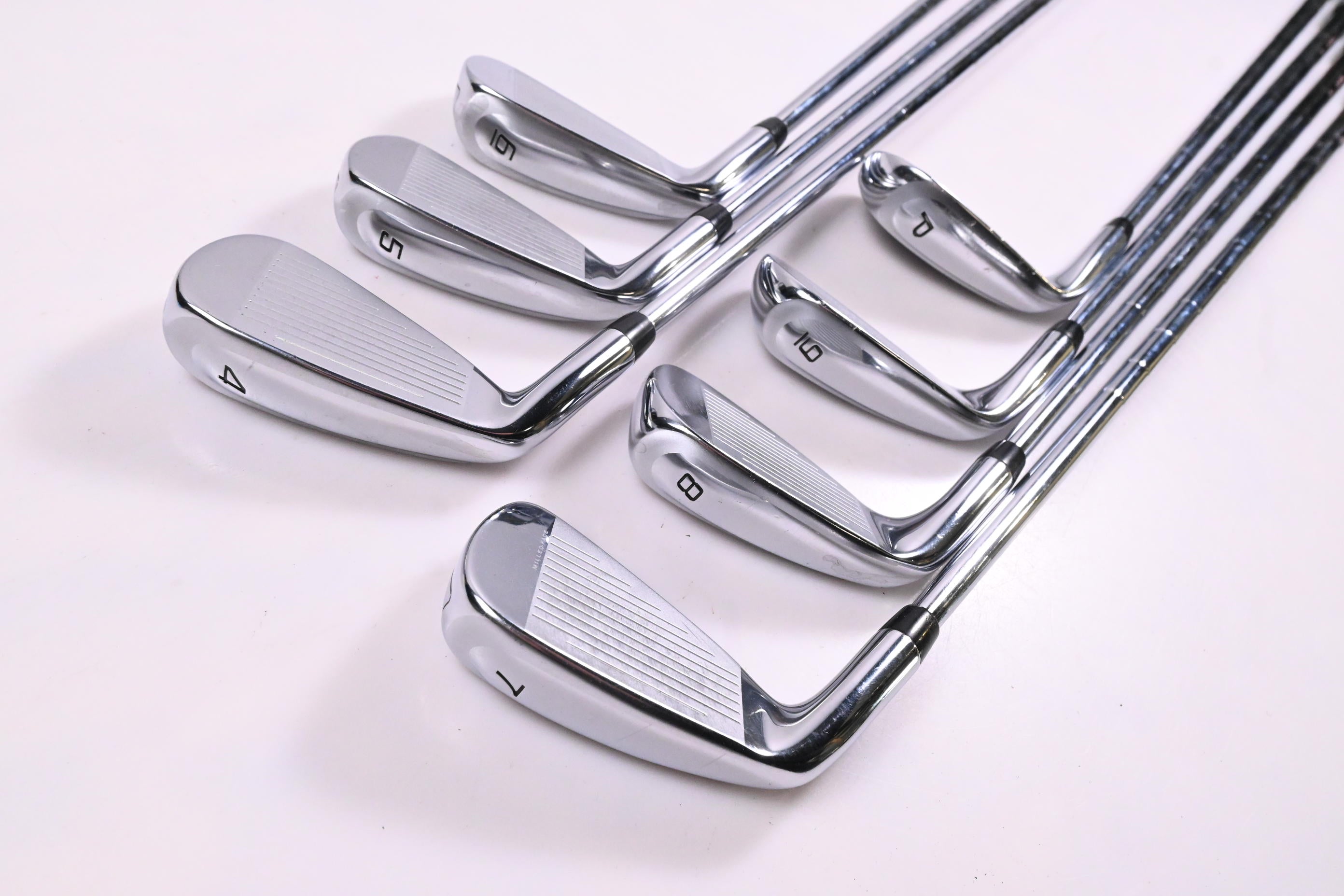 Cobra King F9 Irons / 4-PW / Regular Flex KBS Tour FLT 110 Shafts