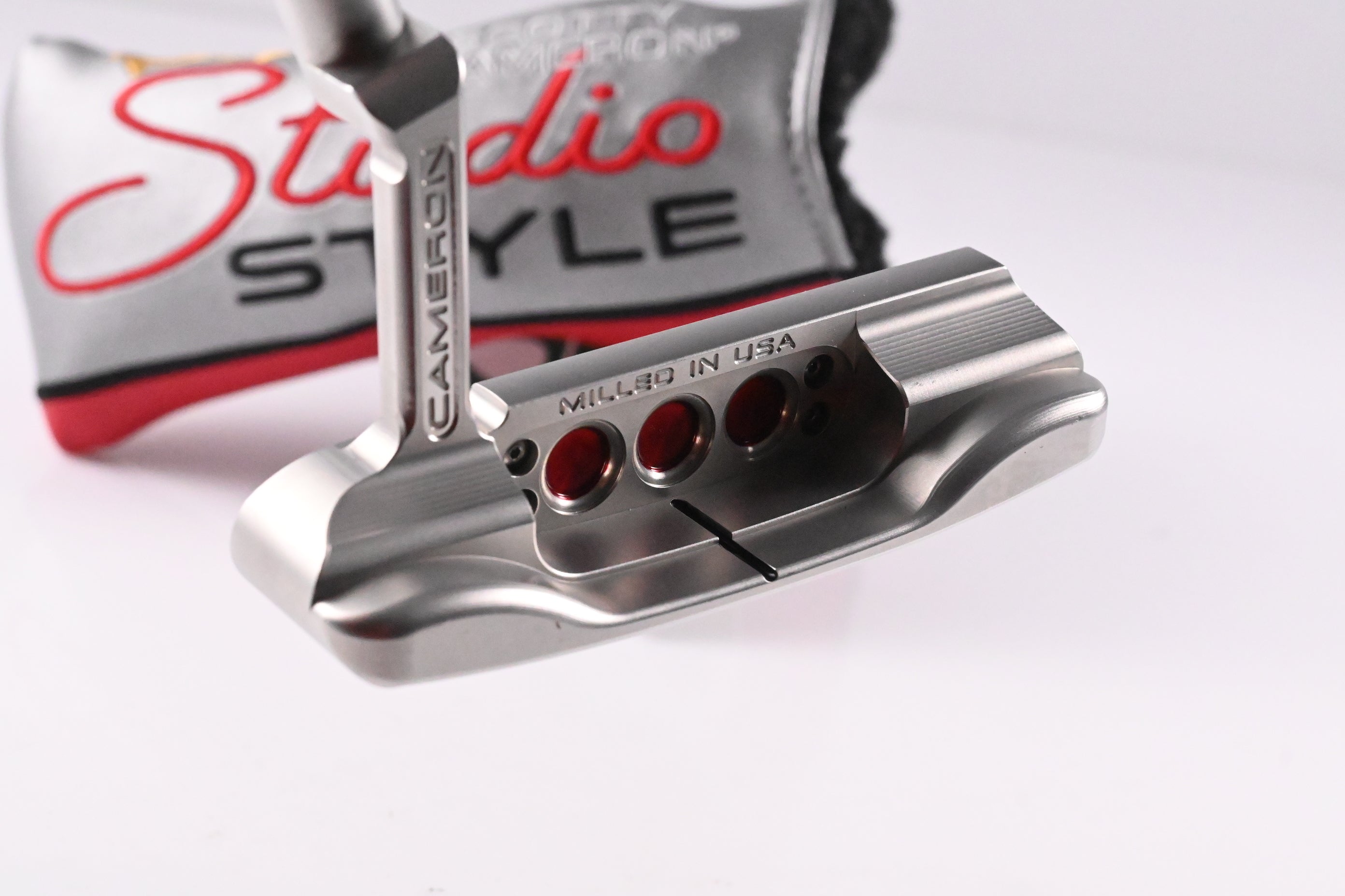 Scotty Cameron 2025 Studio Style Newport Putter / 34 Inch