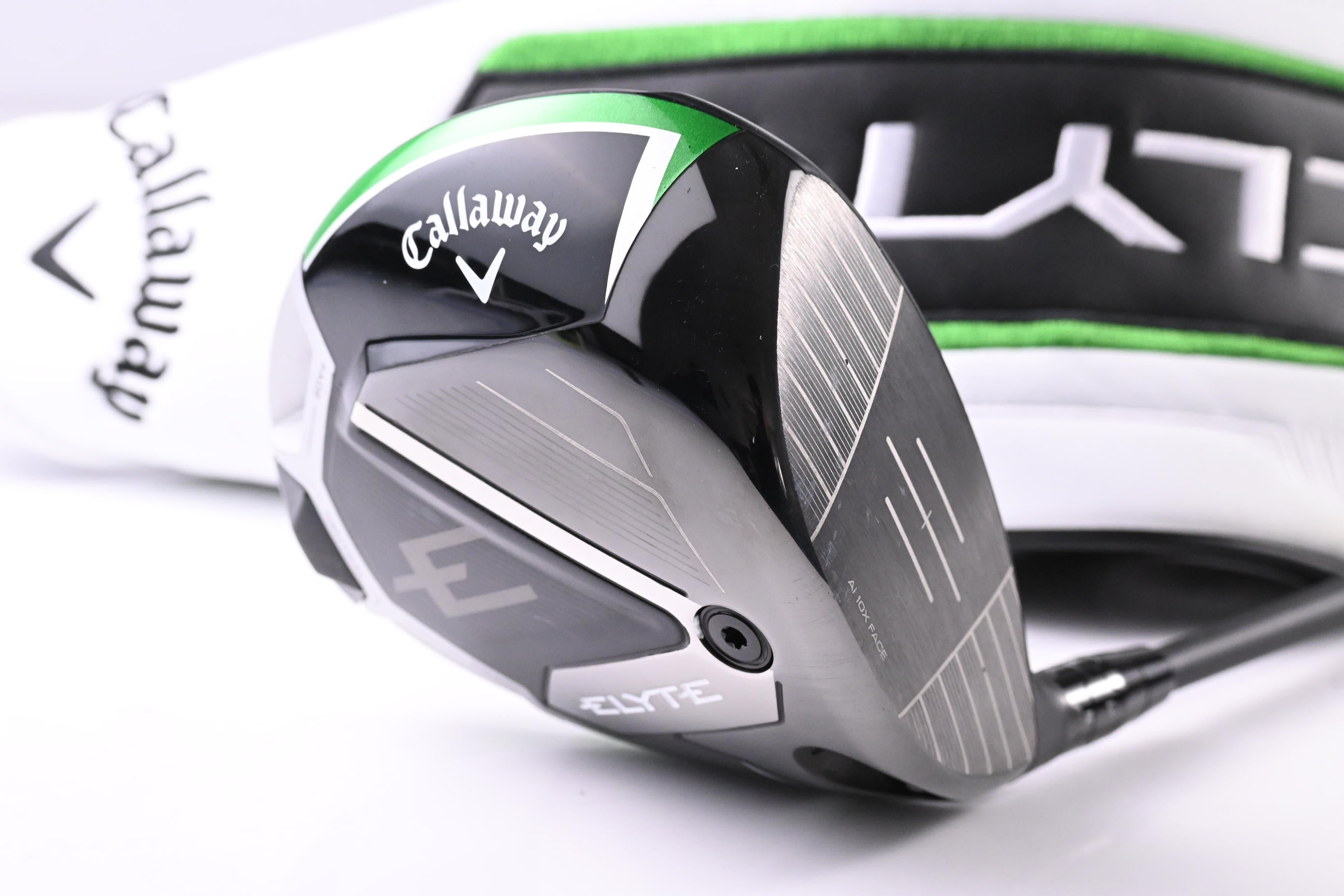 Callaway Elyte Driver / 9 Degree / Regular Flex Vanquish 4 Shaft
