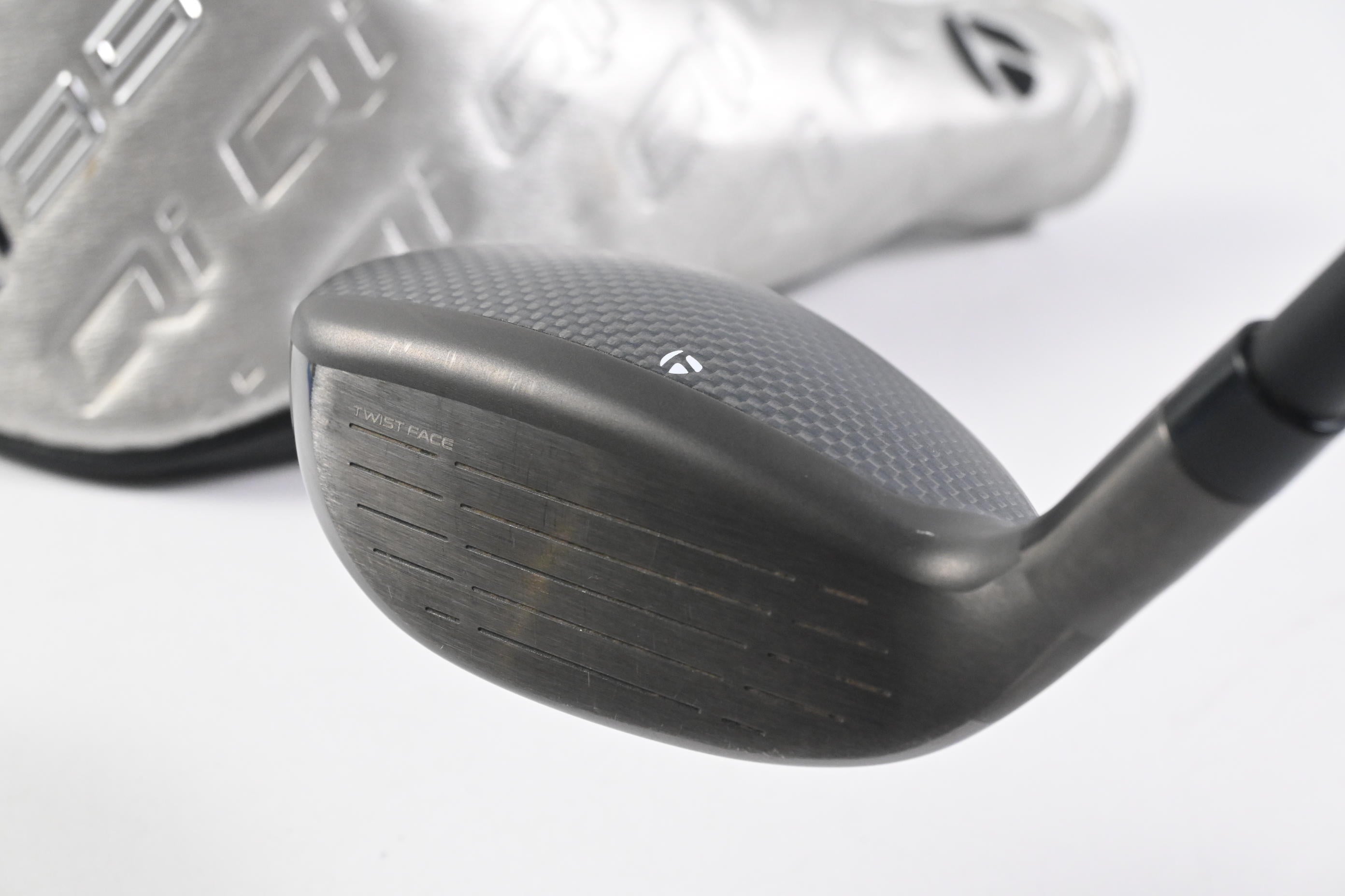 Taylormade Qi35 Max Lite #5 Hybrid / 27 Degree / Regular Flex Vanquish 5 Shaft