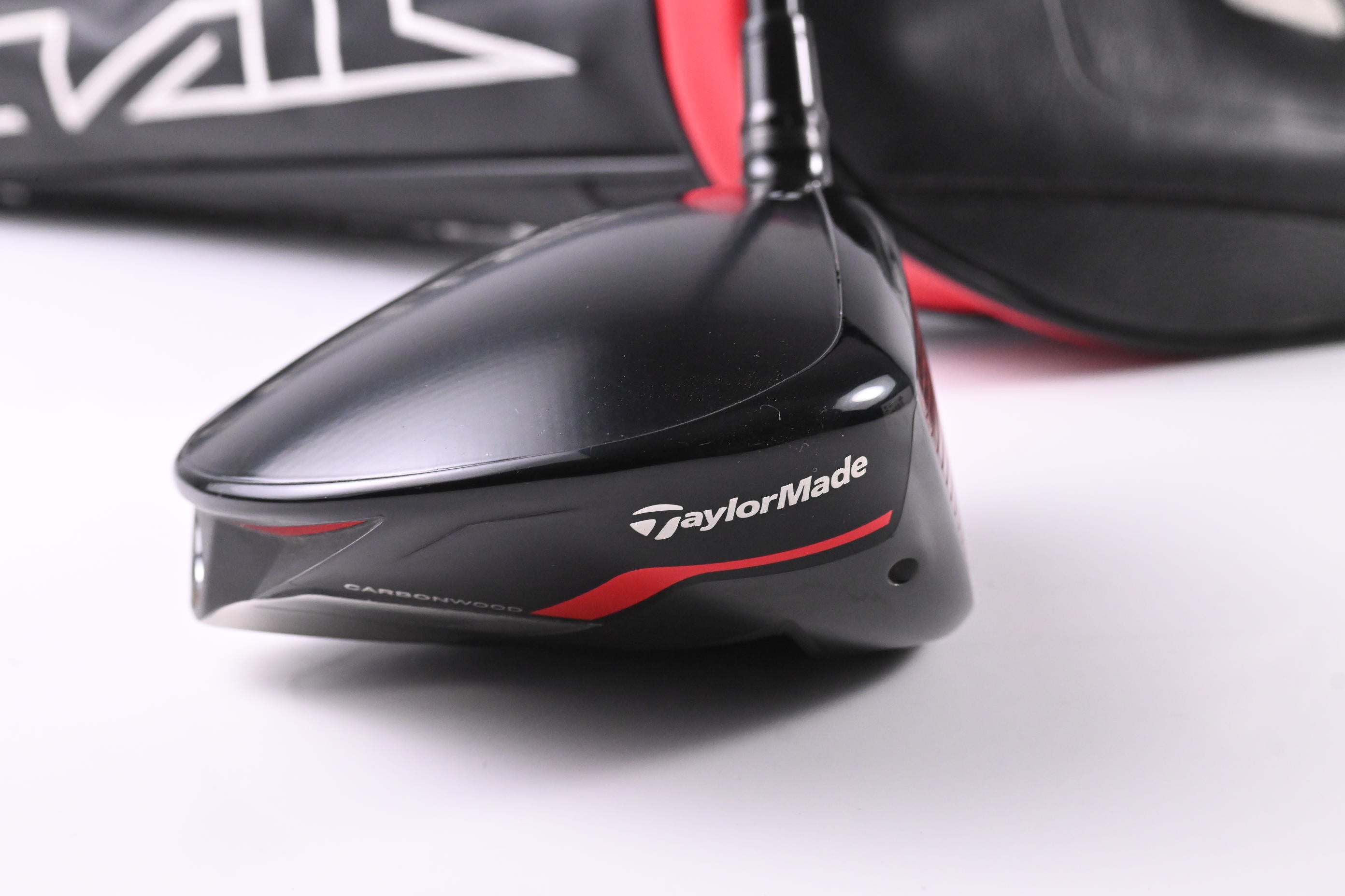 Taylormade Stealth Plus Driver / 9 Degree / X-Flex HZRDUS Smoke Red RDX 60 Shaft