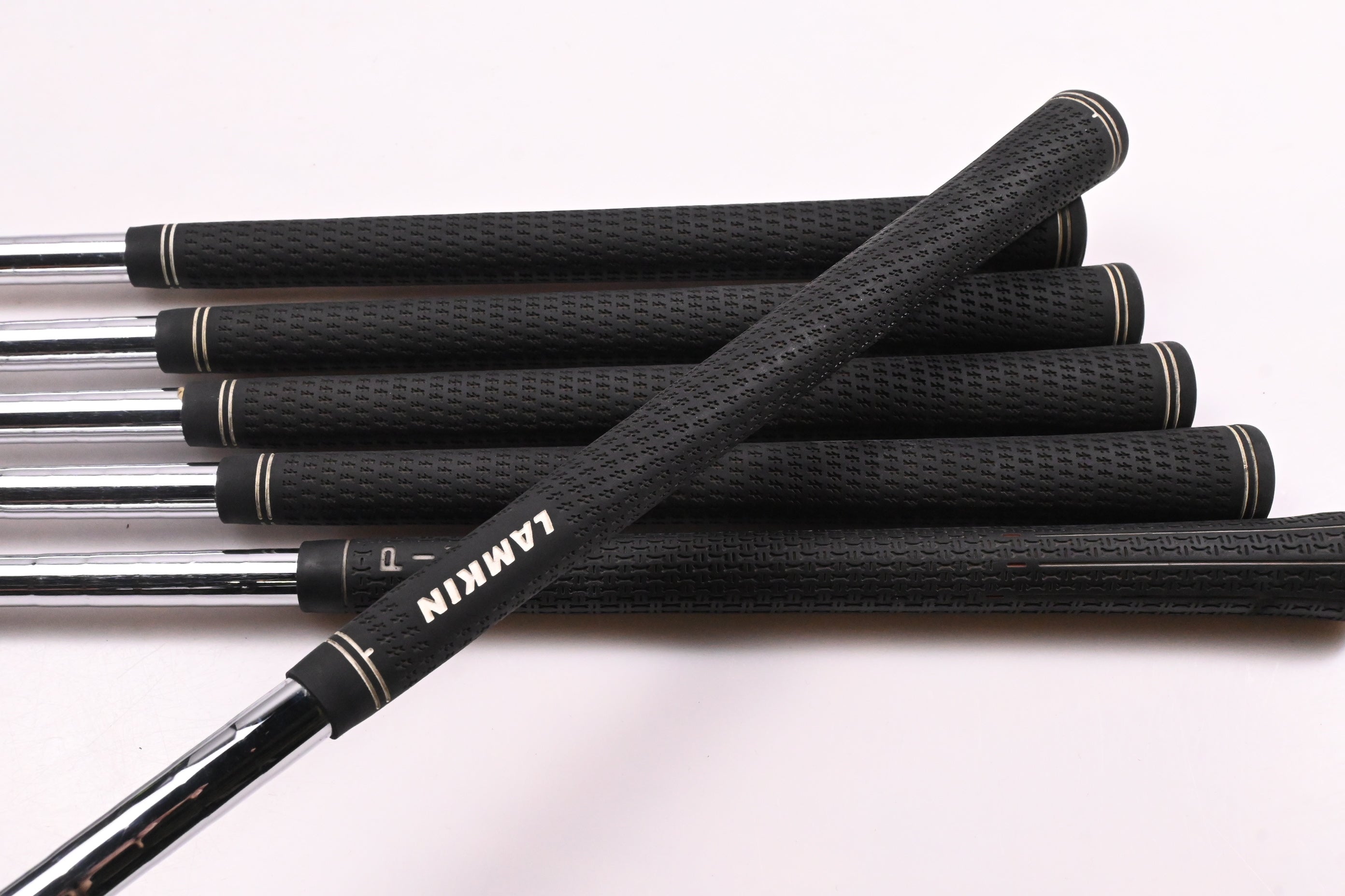 Ping i15 Irons / 5-PW / Black Dot / Regular Flex Ping AWT Shafts