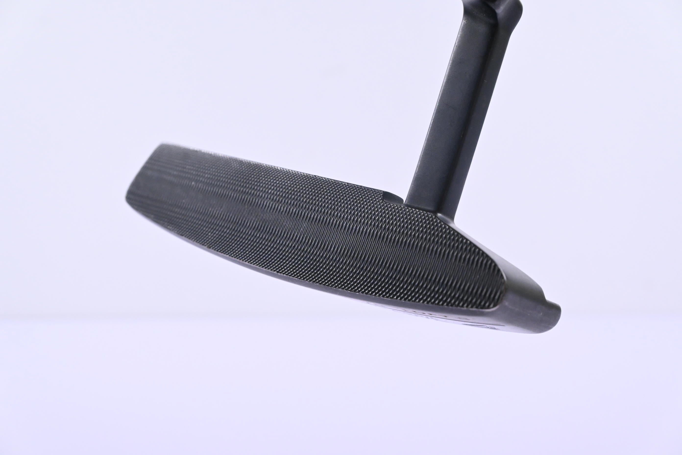 Cleveland Classic Collection Black 4 Putter / 33 Inch