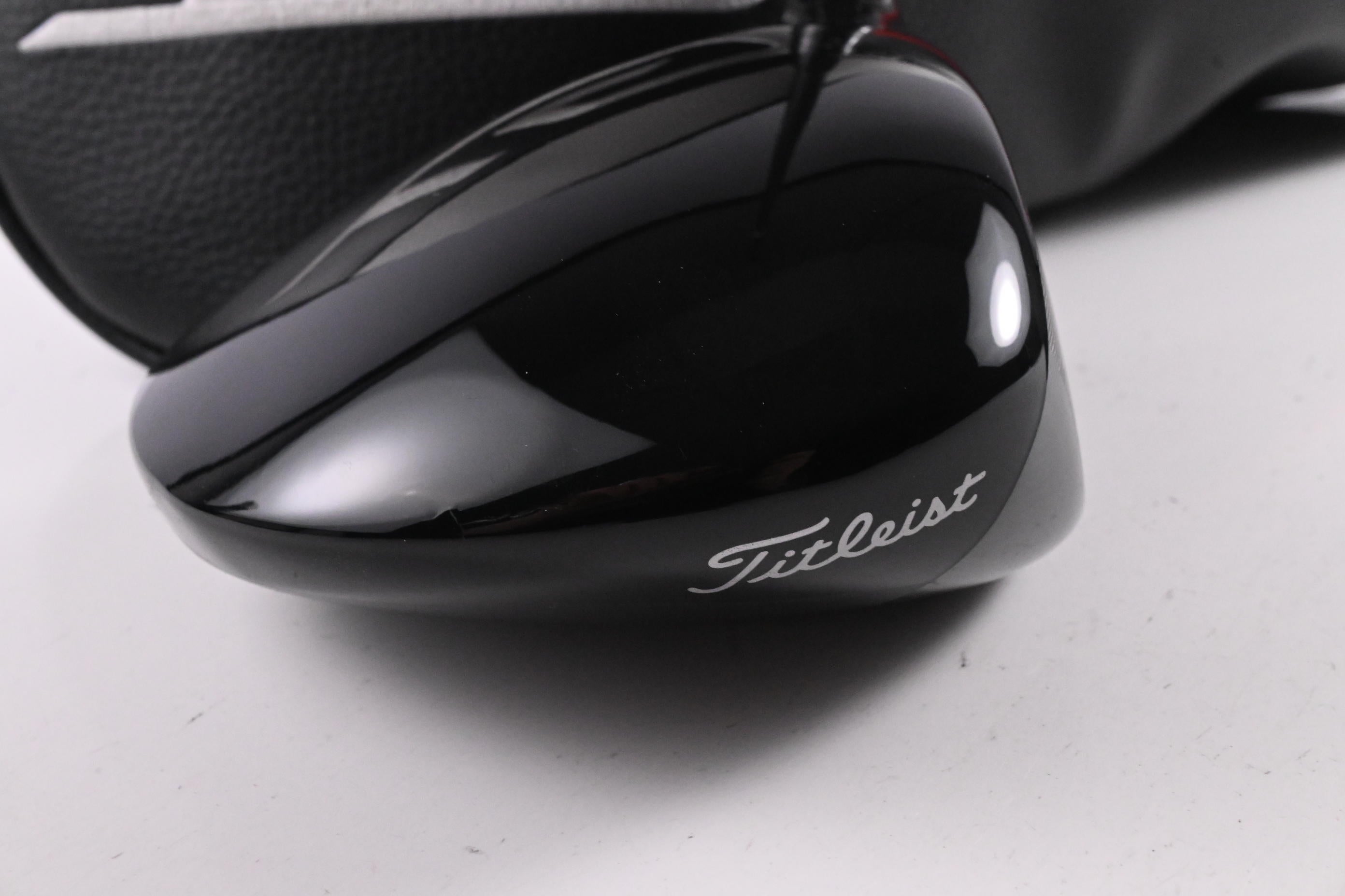 Titleist GT2 Driver / 9 Degree / X-Flex HZRDUS Black 80 Shaft