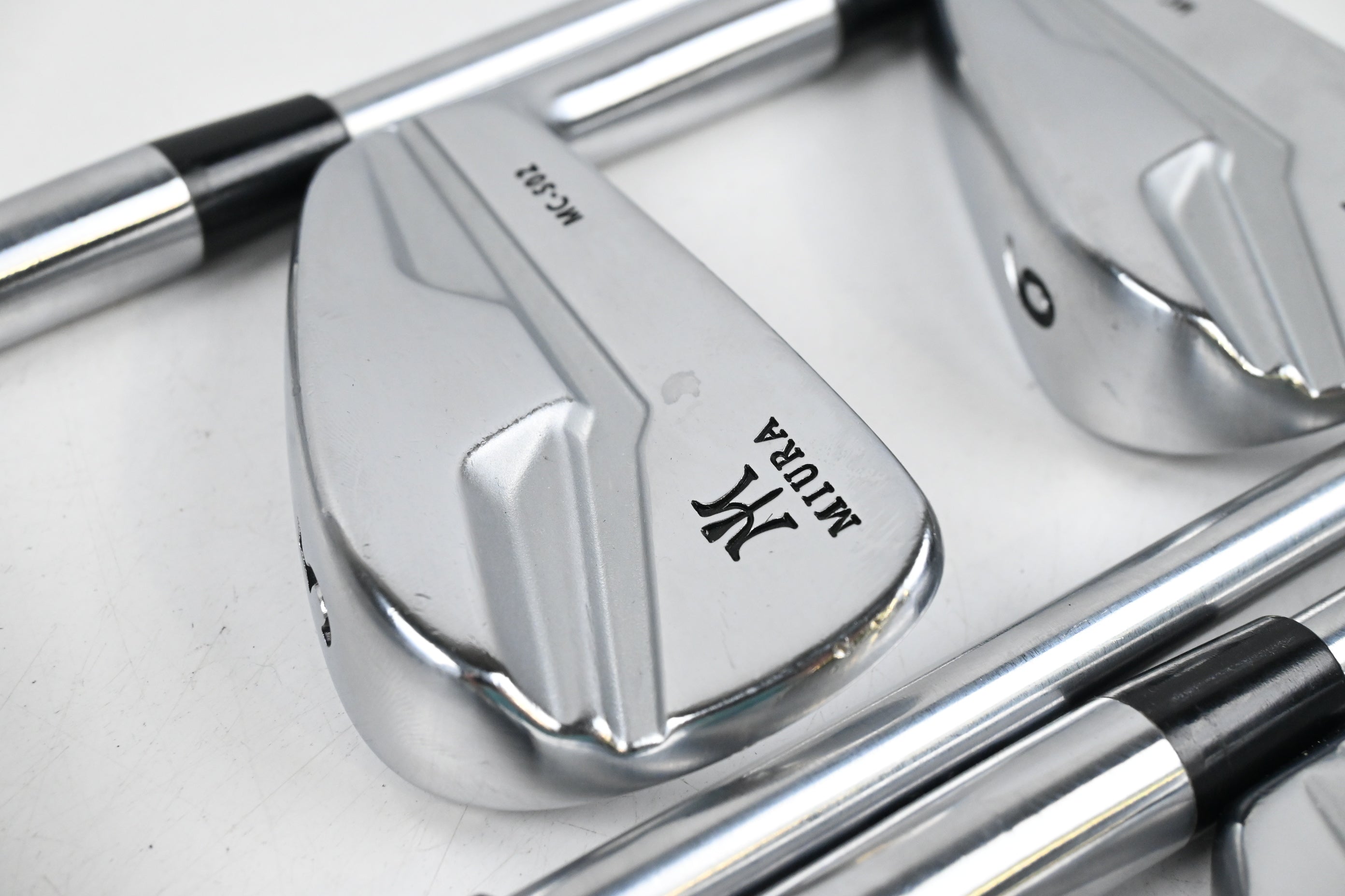 Miura MC-502 Irons / 4-PW / Regular+ Flex Project X IO 105 Steel Shafts