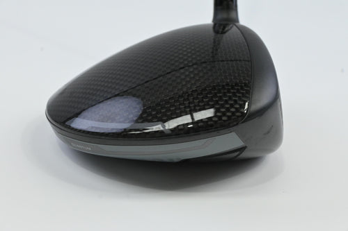 Callaway Quantum Max Driver / 10.5 Degree / X-Flex Denali Frost Silver 60
