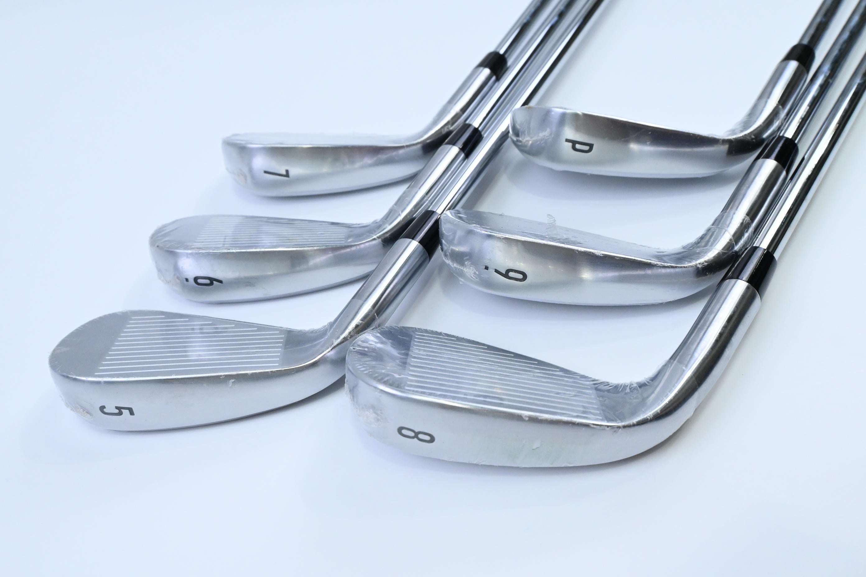 Callaway Quantum Max Irons / 5-PW / Regular Flex KBS Max 80 Shafts