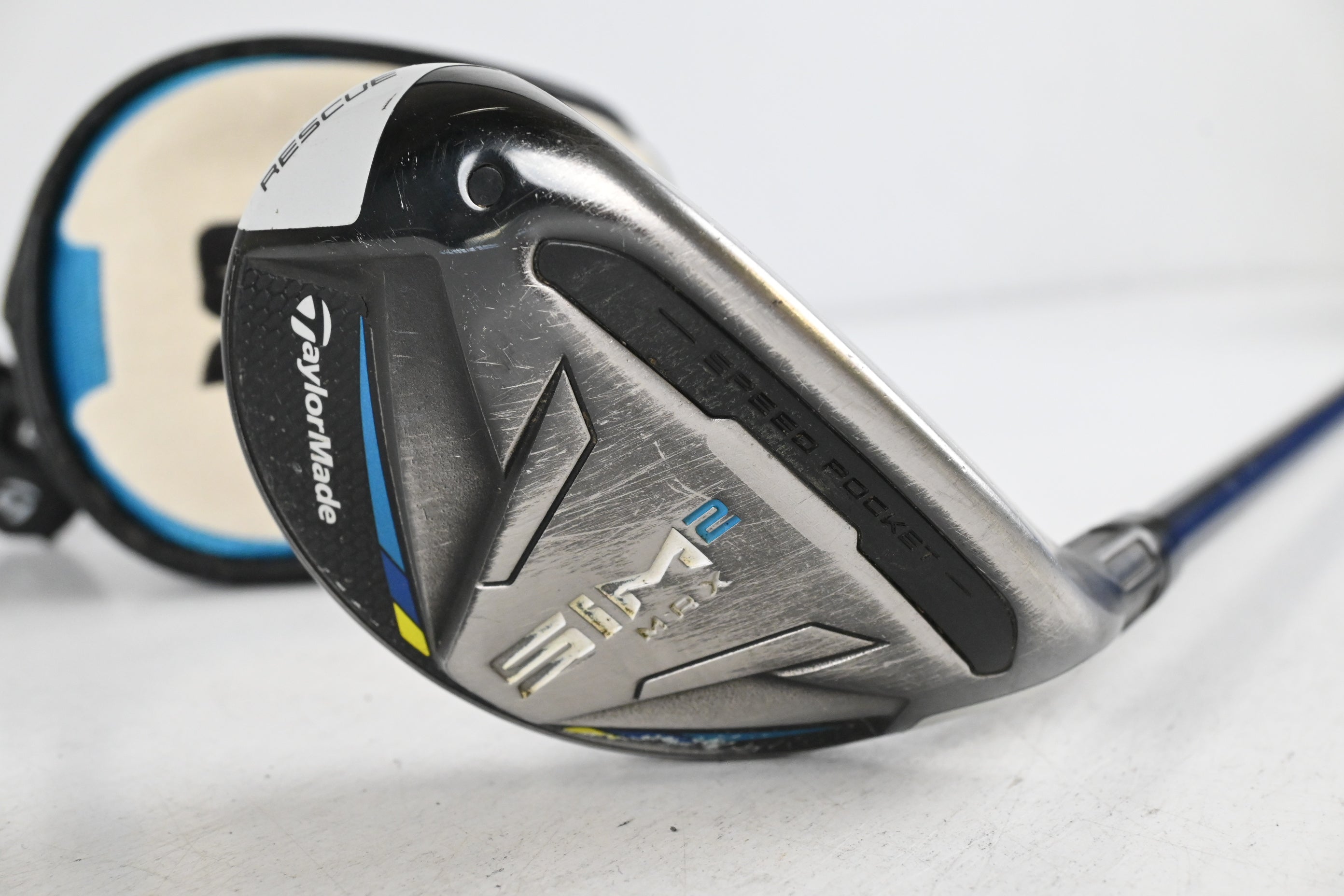 Taylormade SIM2 Max #4 Hybrid / 22 Degree / Stiff Flex Fujikura Ventus Blue 7