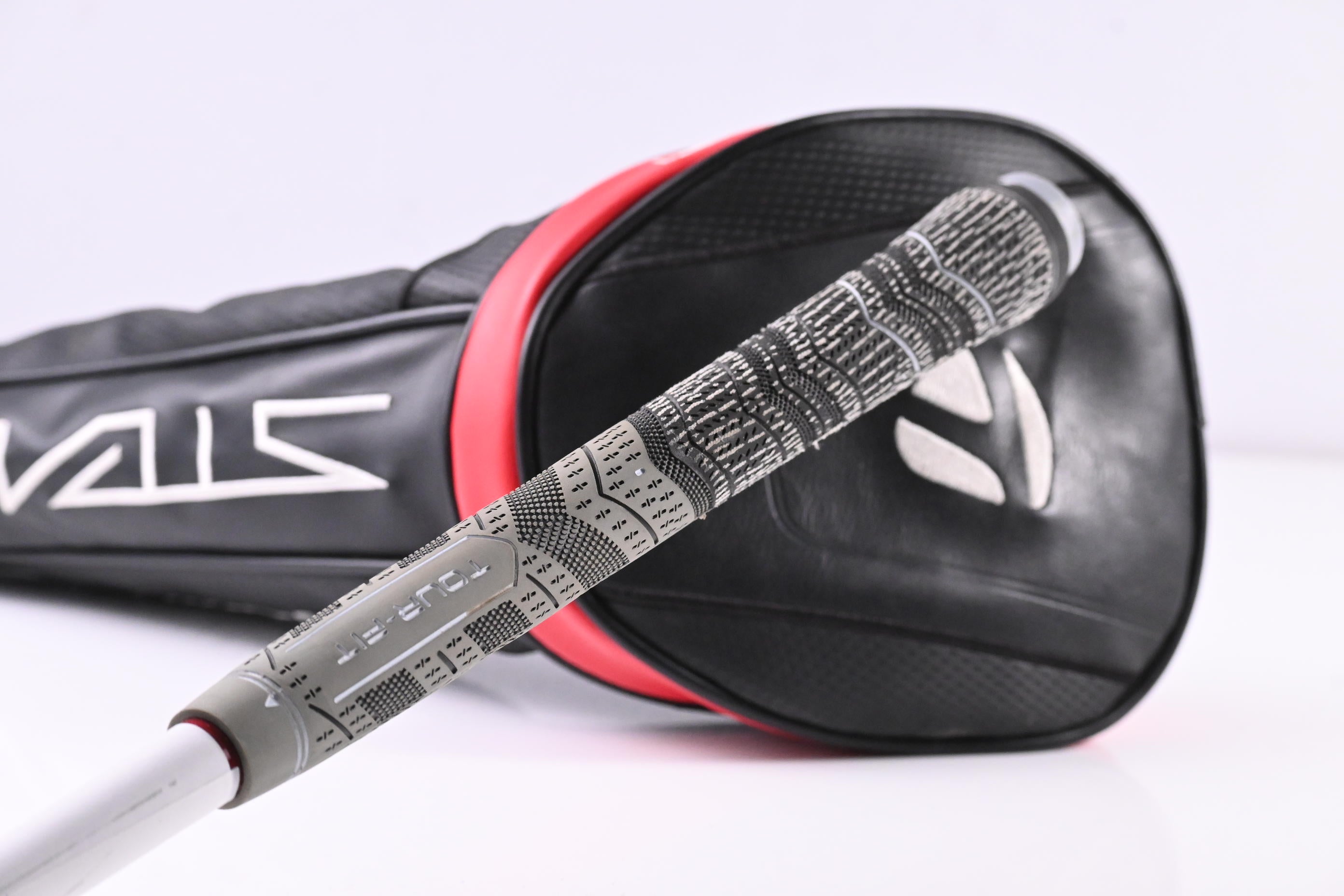 Taylormade Stealth Plus Driver / 9 Degree / X-Flex HZRDUS Smoke Red RDX 60 Shaft