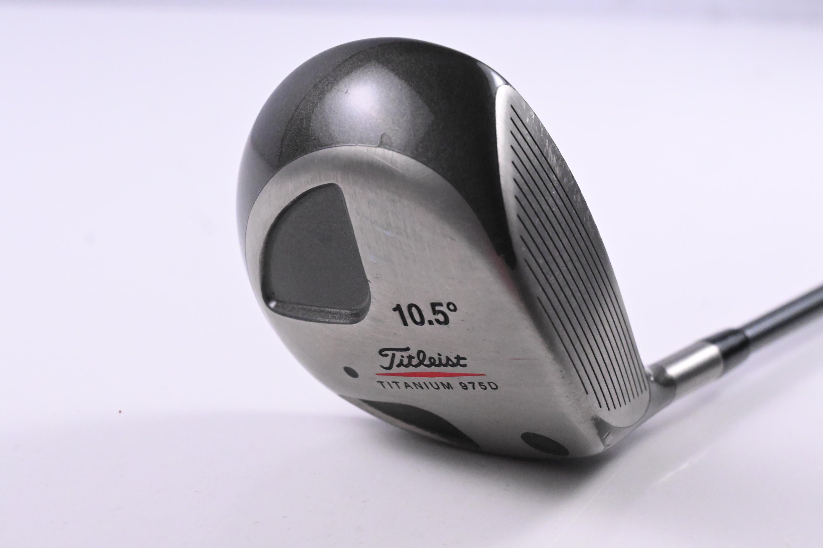 Titleist 975 D Driver / 10.5 Degree / Regular Flex Titleist Ultralite 65 Shaft