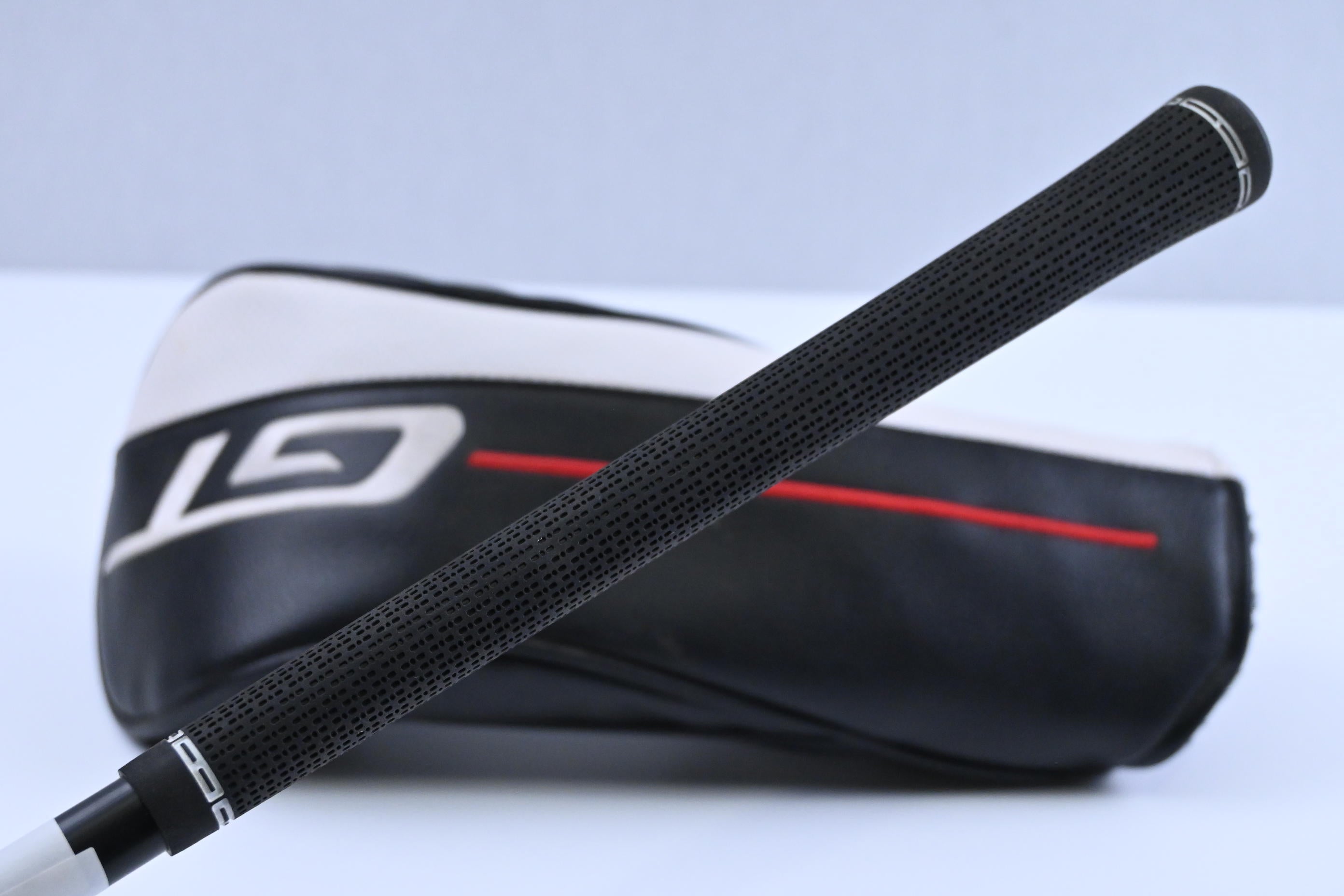 Titleist GT2 Driver / 9 Degree / X-Flex HZRDUS Gen5 Black 60 Shaft