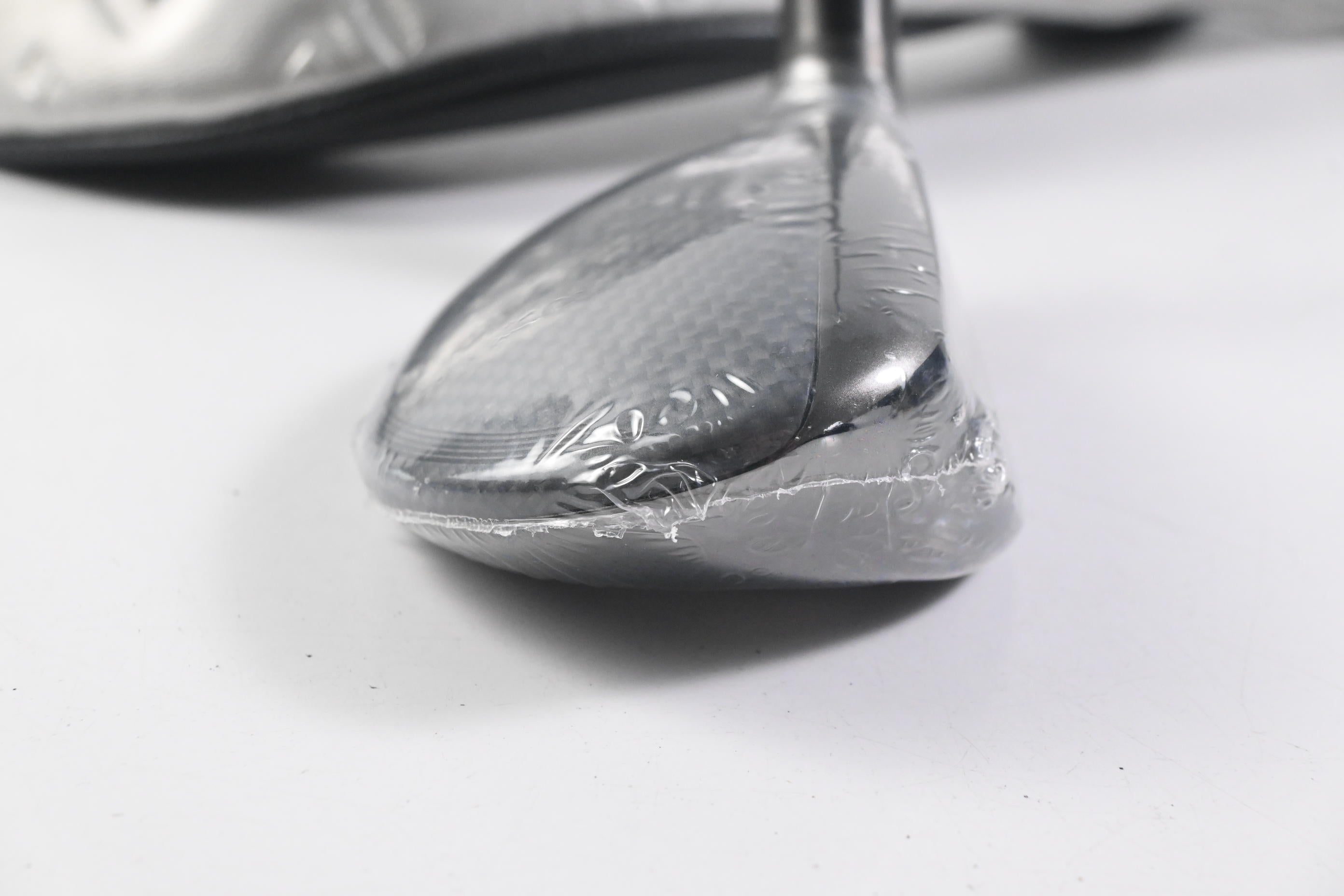 Taylormade Qi35 #4 Hybrid / 22 Degree / Regular Flex Ventus Blue 6 Shaft