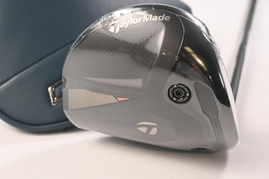 Taylormade Qi4D Driver / 10.5 Degree / Regular Flex REAX Blue 50 Shaft