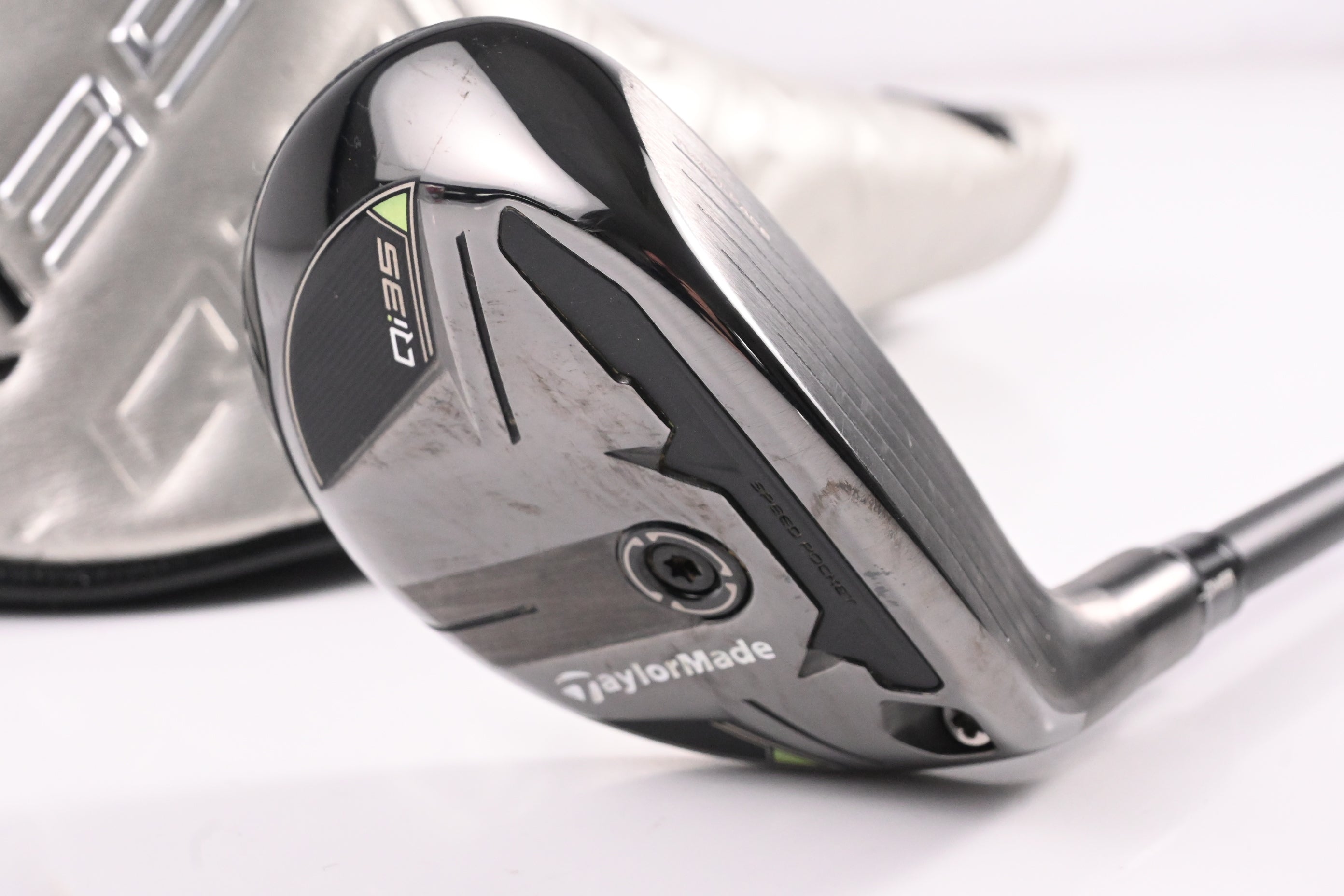 Taylormade Qi35 #4 Hybrid / 22 Degree / Regular Flex Fujikura Ventus Blue '25 6