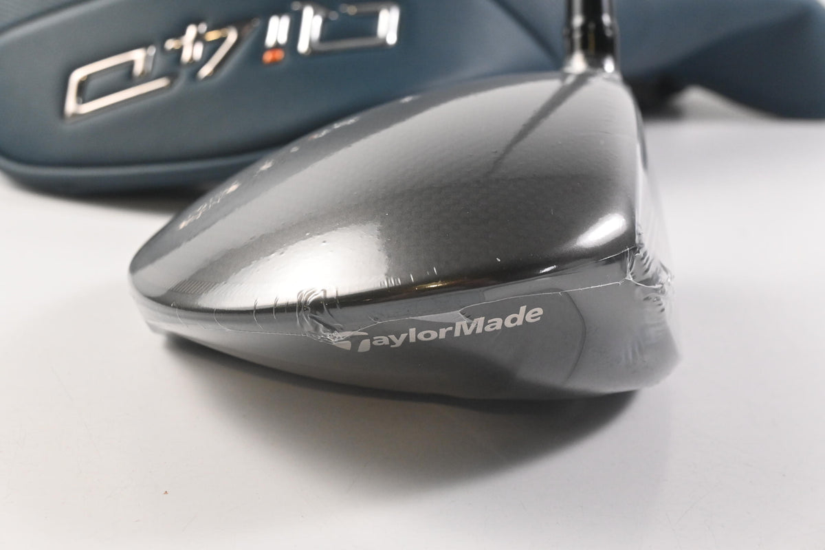 Taylormade Qi4D Driver / 10.5 Degree / Regular Flex REAX Blue 50 Shaft