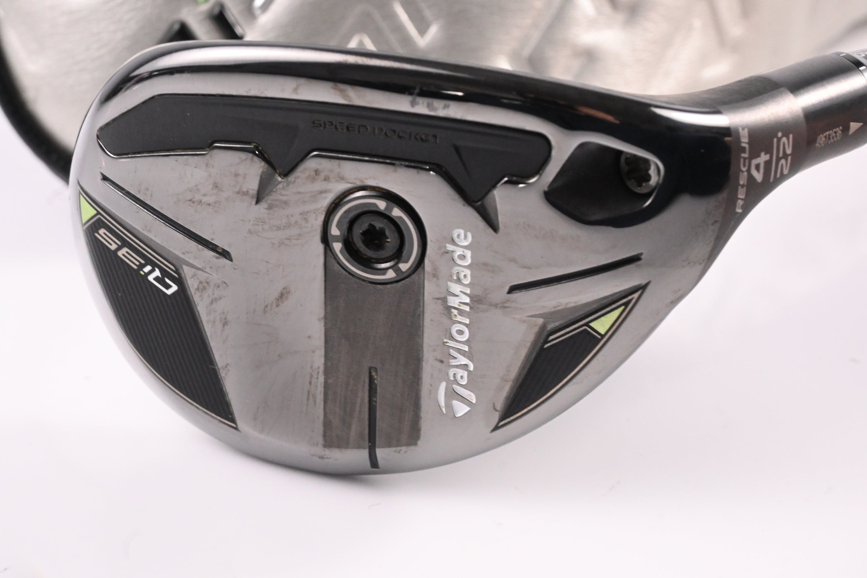 Taylormade Qi35 #4 Hybrid / 22 Degree / Regular Flex Fujikura Ventus Blue '25 6