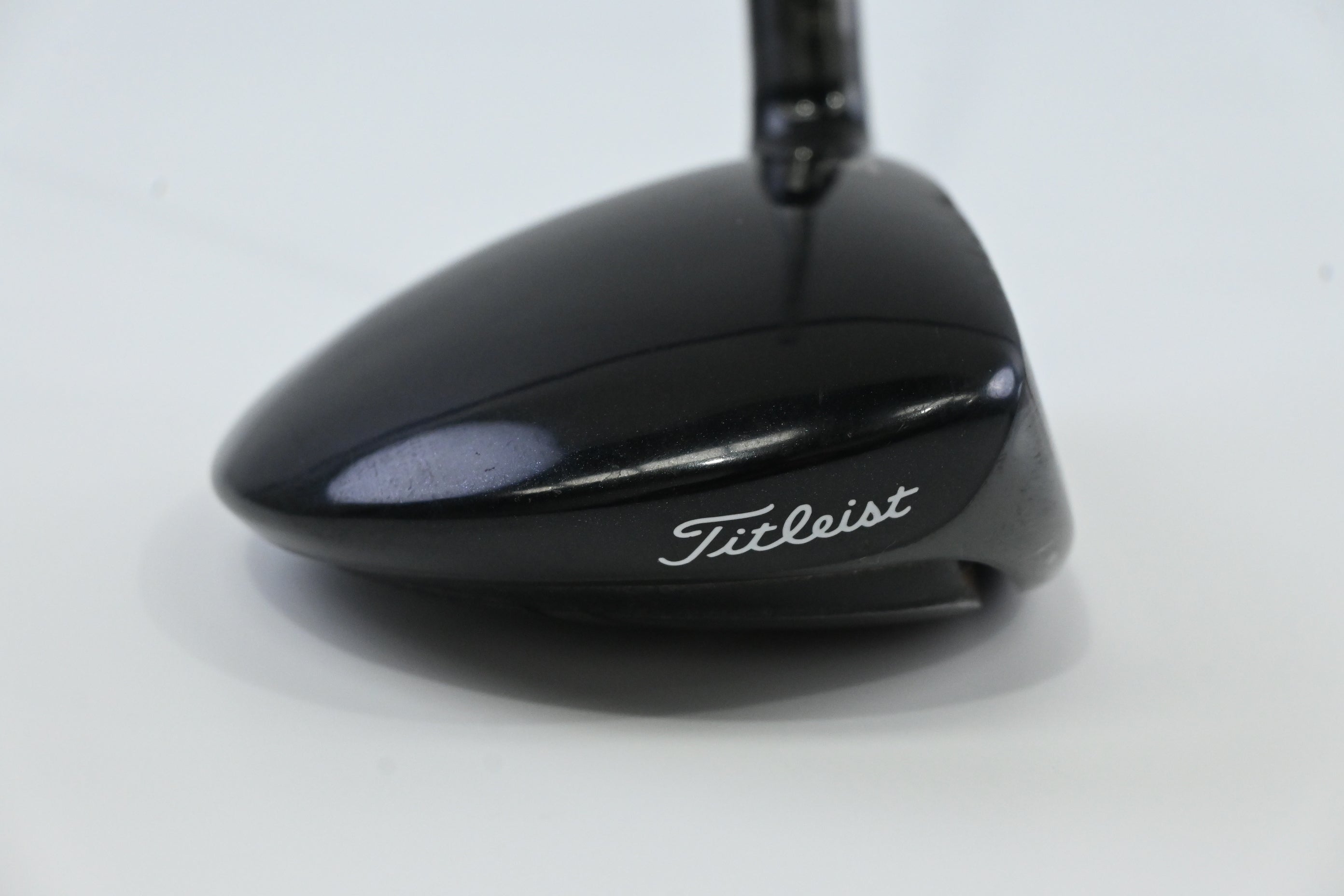 Titleist 915 F #5 Wood / 18 Degree / Regular Flex Diamana M+ 60 Shaft