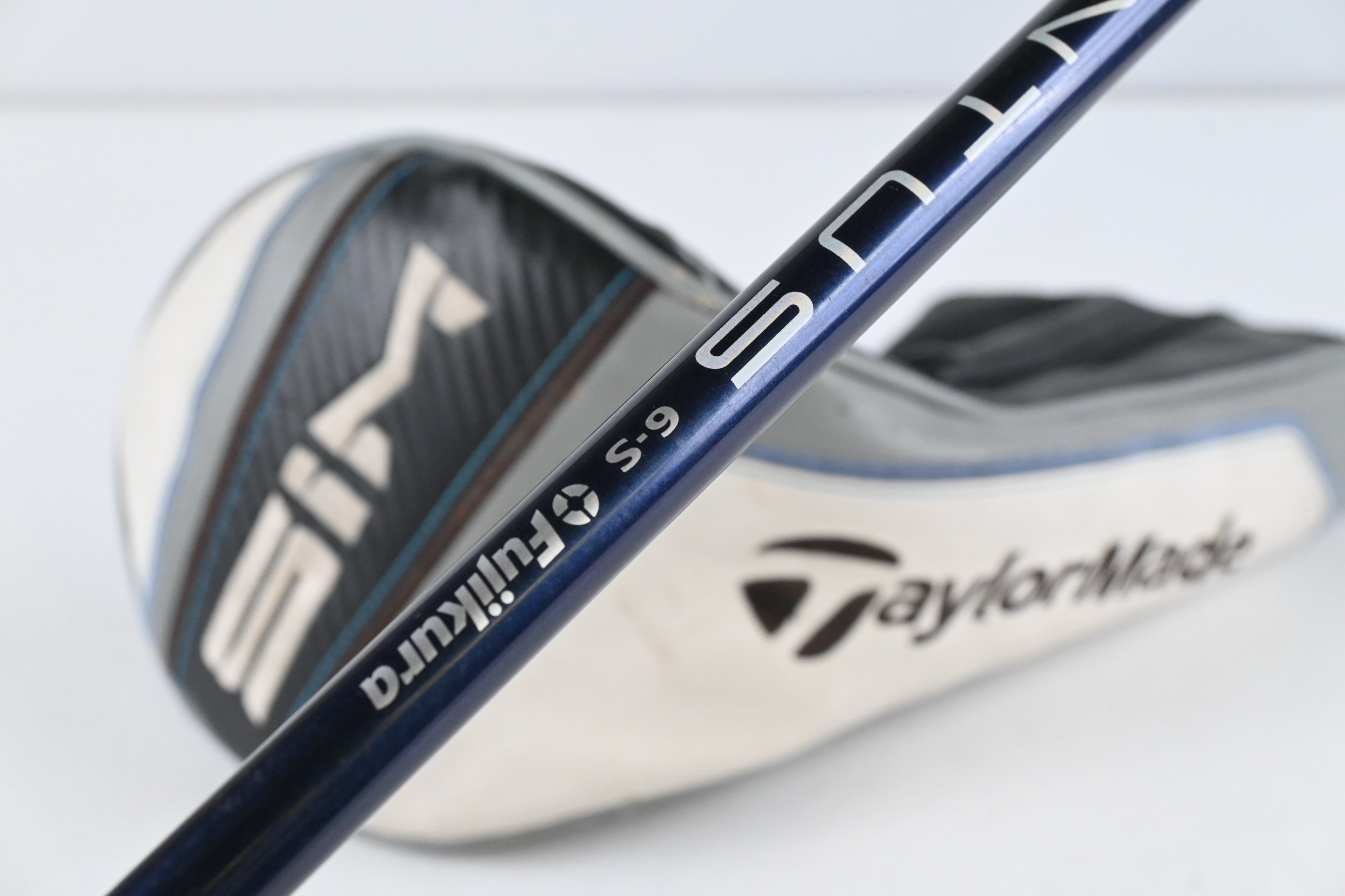 Taylormade SIM Max D Driver / 12 Degree / Stiff Flex Ventus Blue 6 Shaft