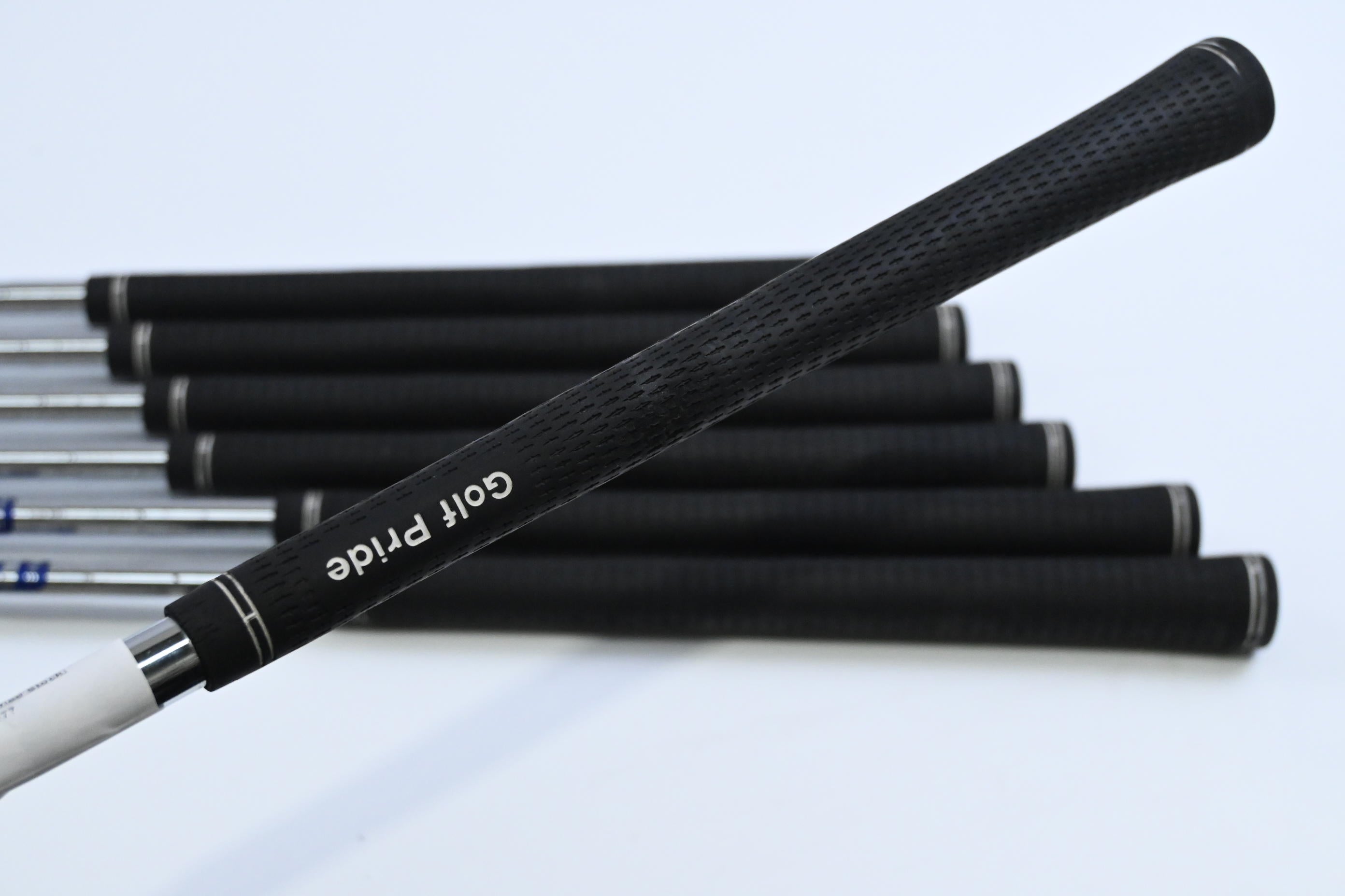 Ping i500 Irons / 4-PW / Black Dot / Regular Flex Ping AWT 2.0 Shafts