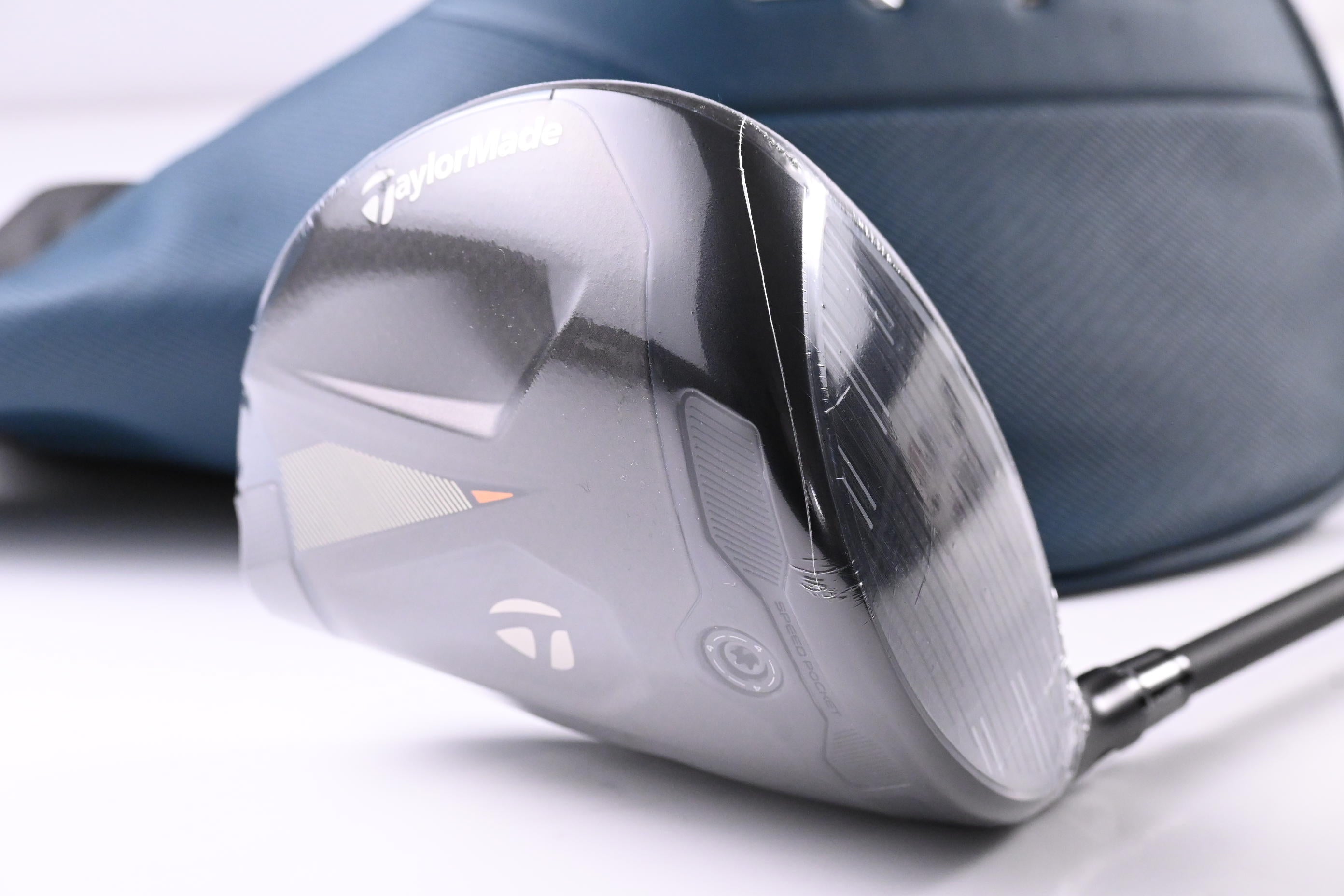 Taylormade Qi4D Max Driver / 12 Degree / Regular Flex Reax Blue 50 Shaft