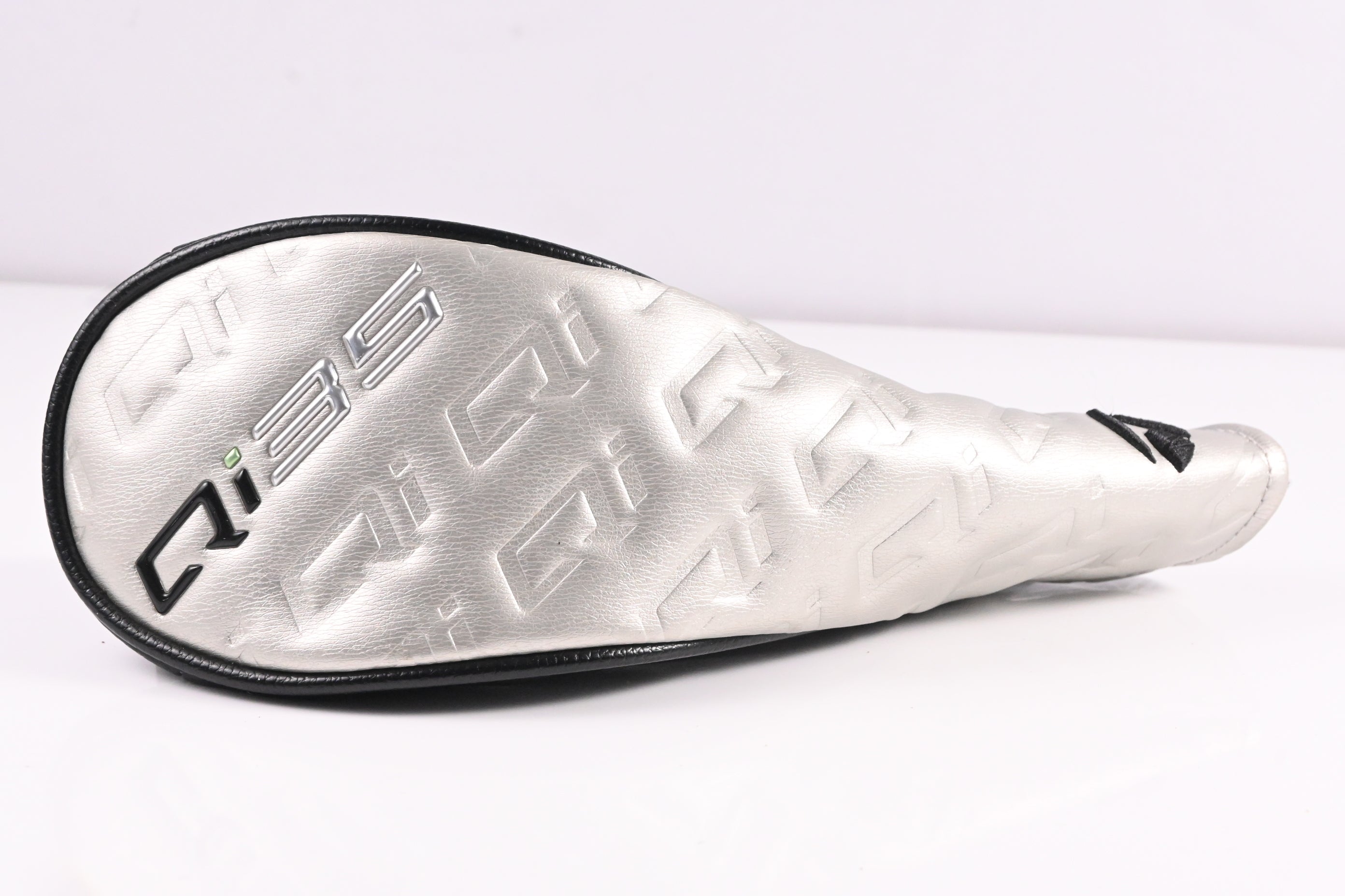 Taylormade Qi35 #4 Hybrid / 22 Degree / Regular Flex Fujikura Ventus Blue '25 6