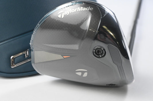 Taylormade Qi4D Driver / 10.5 Degree / Regular Flex REAX Blue 50 Shaft